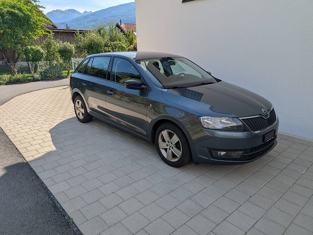 SKODA RAPID-image-0