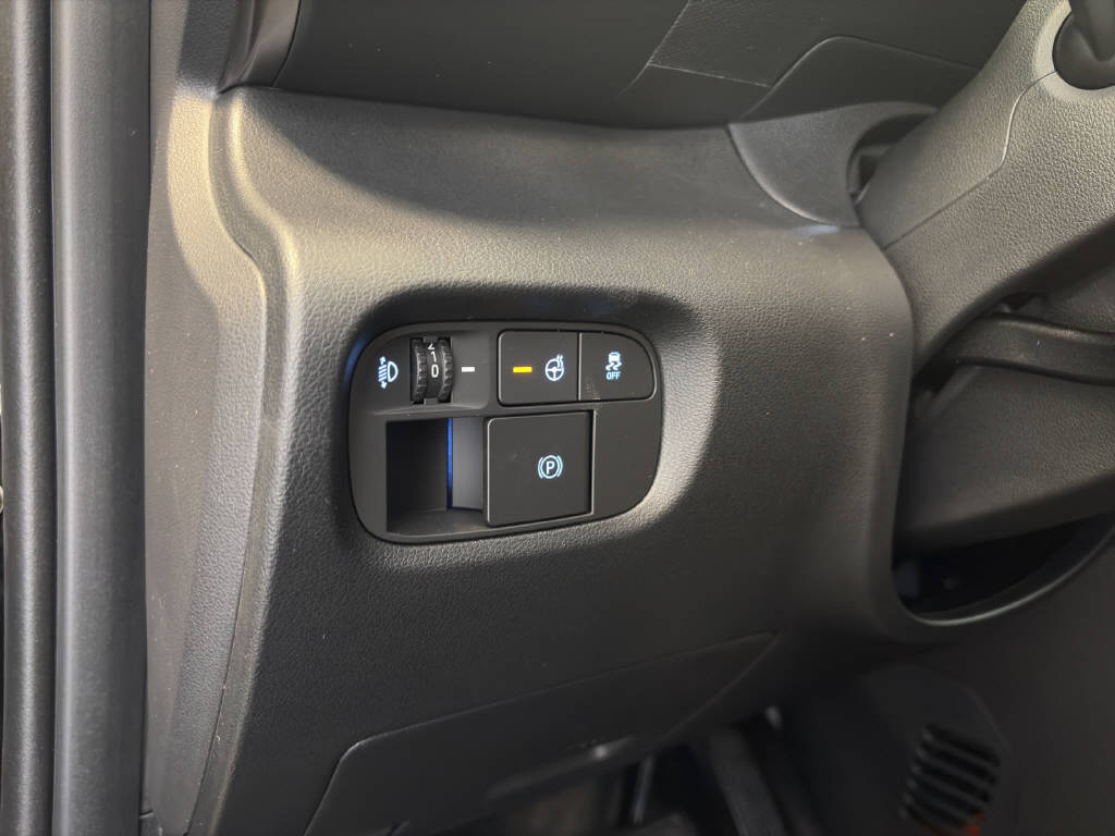 HYUNDAI Inster 49 kWh Electric Vertex-image-8