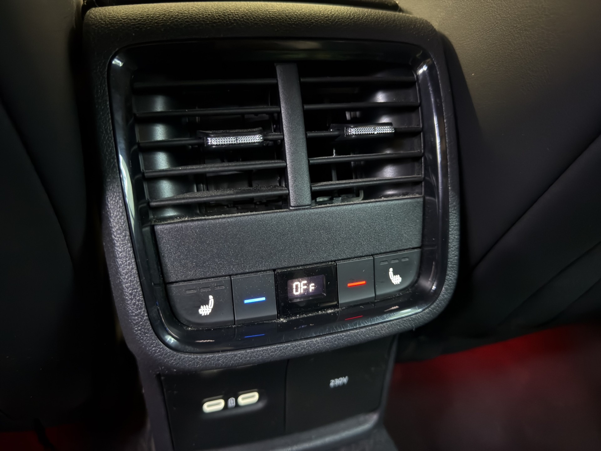 SKODA Octavia Combi 2.0 TSI DSG RS-image-35