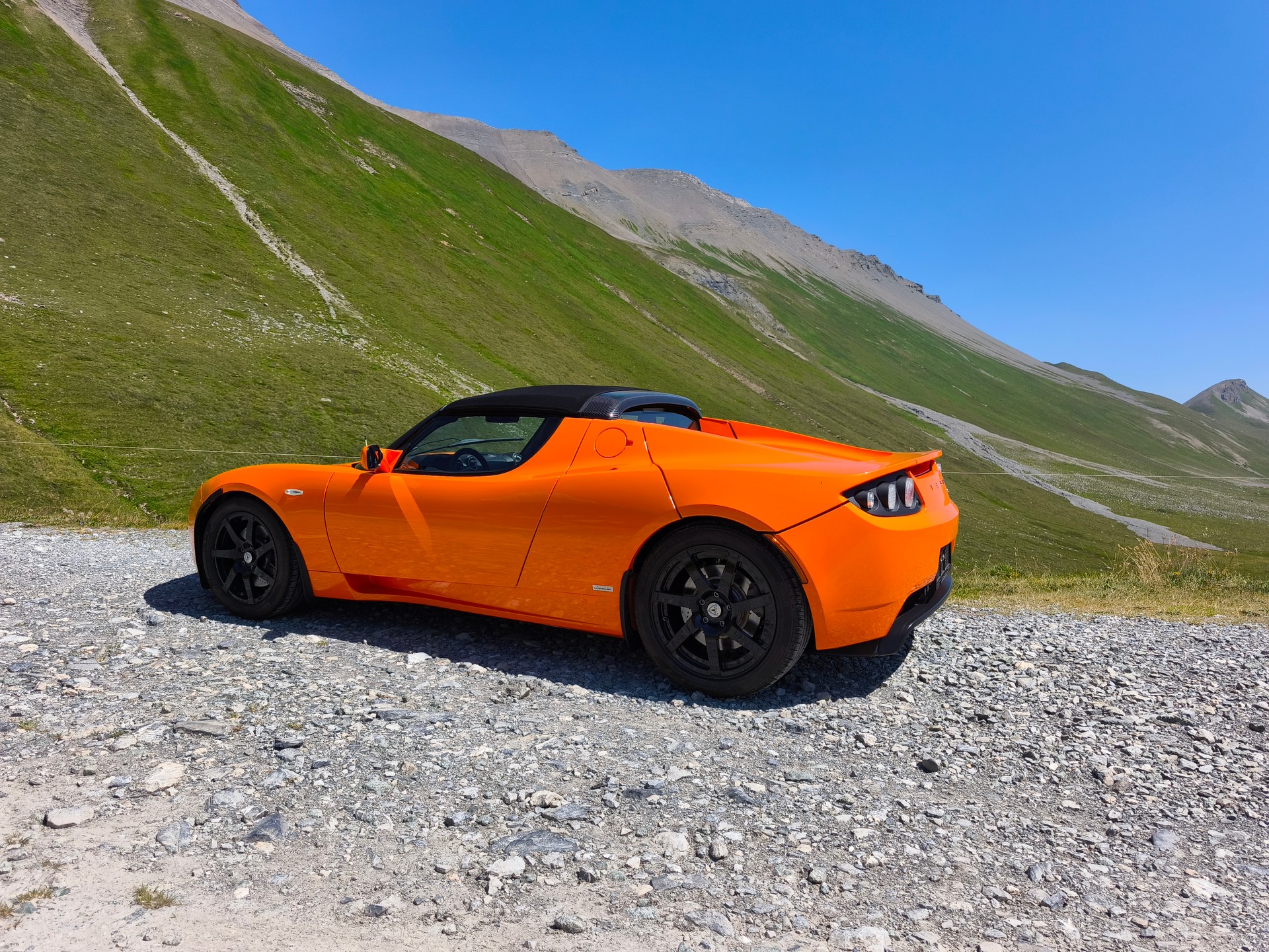 TESLA Roadster Signature Edition-image-1