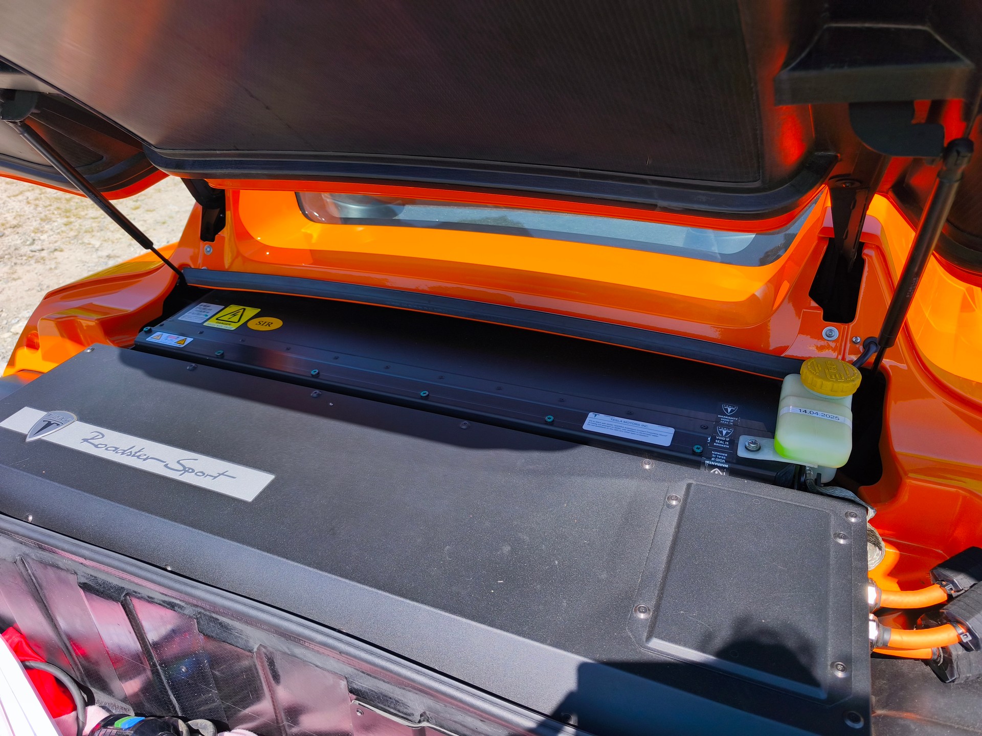 TESLA Roadster Signature Edition-image-8