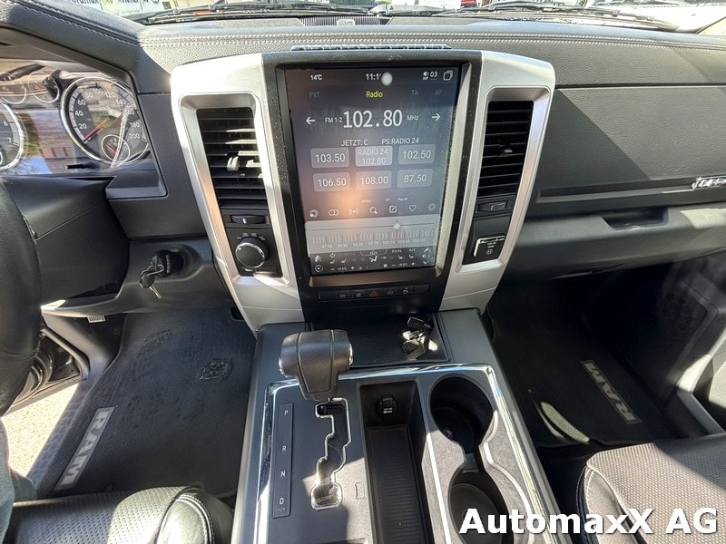 DODGE Ram 1500 Crew Kab. Pick-up 5.7 HEMI MDS VVT-image-11