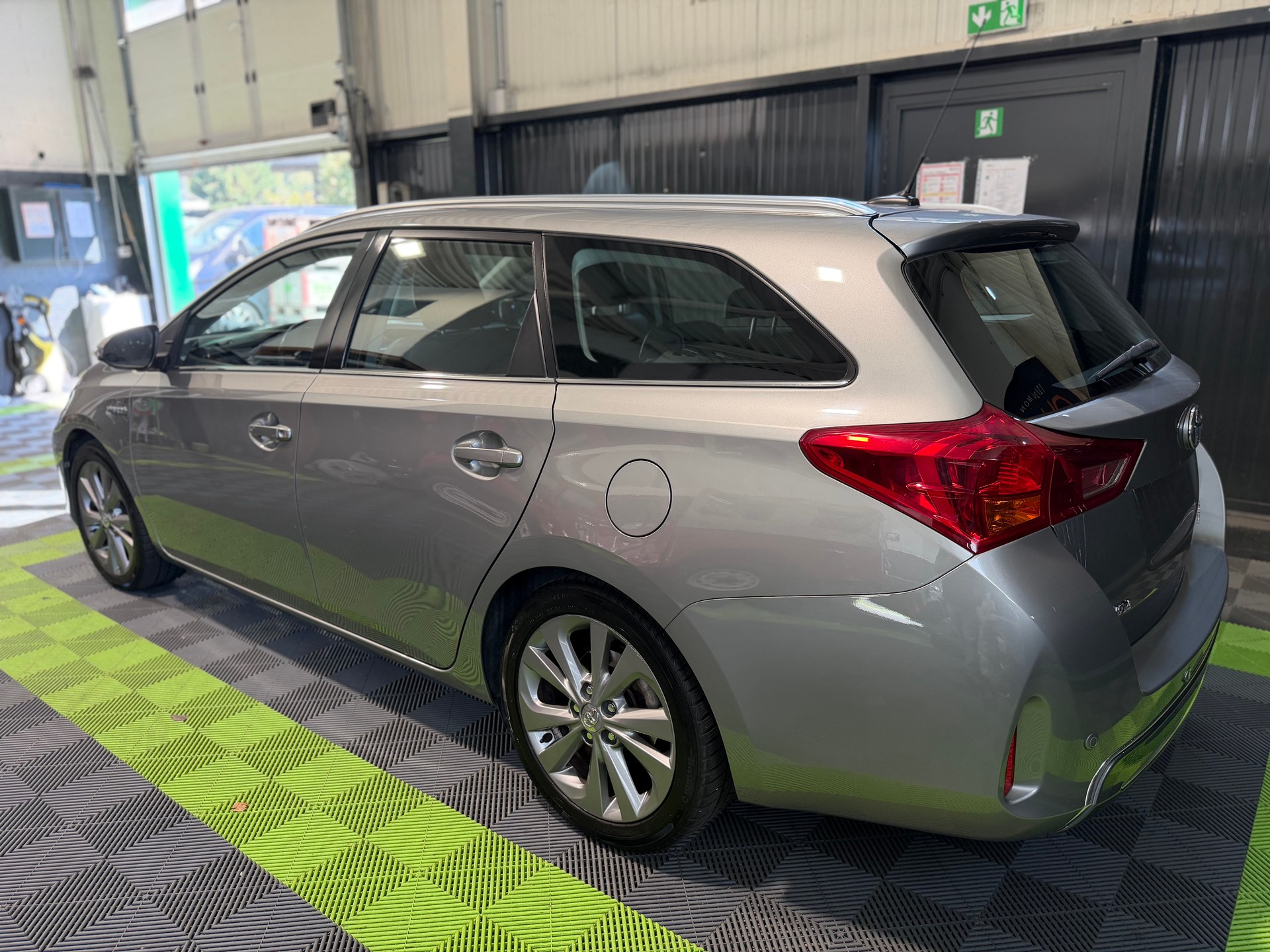 TOYOTA Auris Touring Sports 1.8 16V HSD Linea Sol-image-7