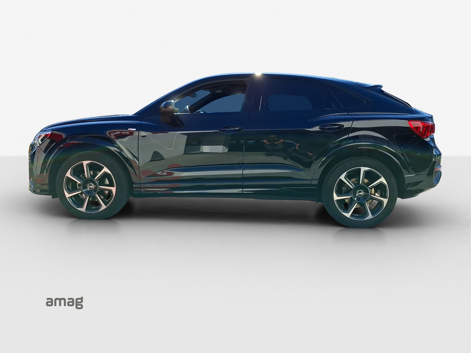AUDI Q3 Sportback 35 TFSI S line Attraction S-tronic-image-1