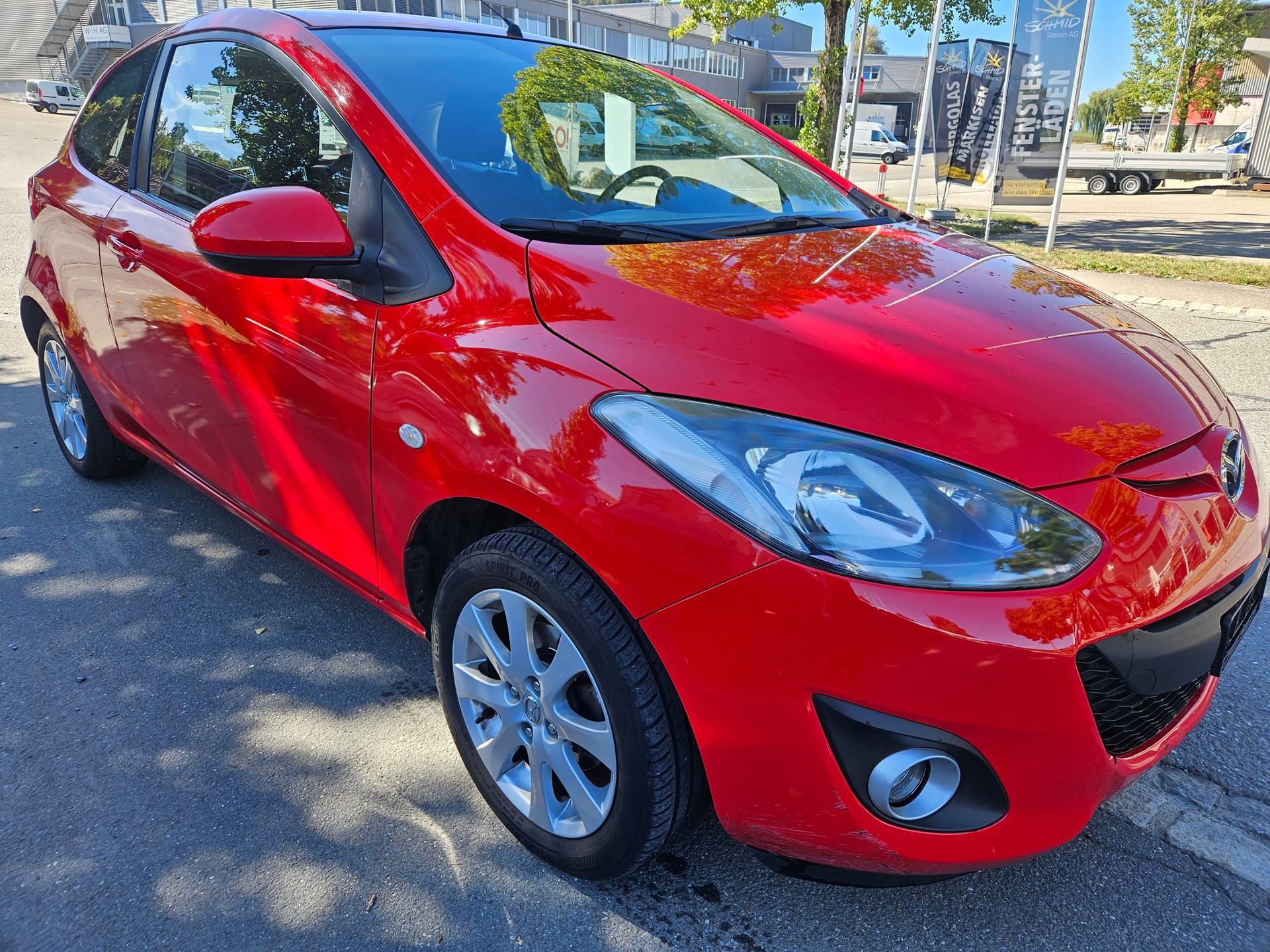 MAZDA 2 1.3i 16V Exclusive-image-1
