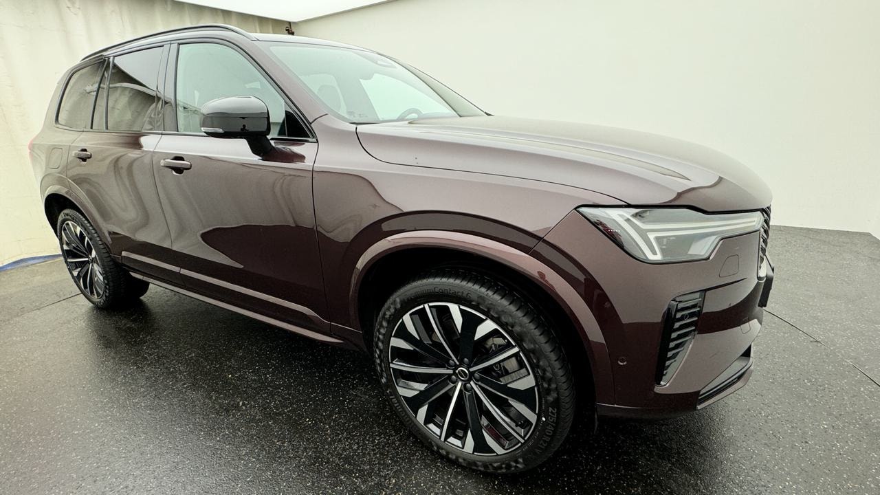 VOLVO XC90 T8 AWD PluginHybrid Ultra Dark Geartronic-image-0