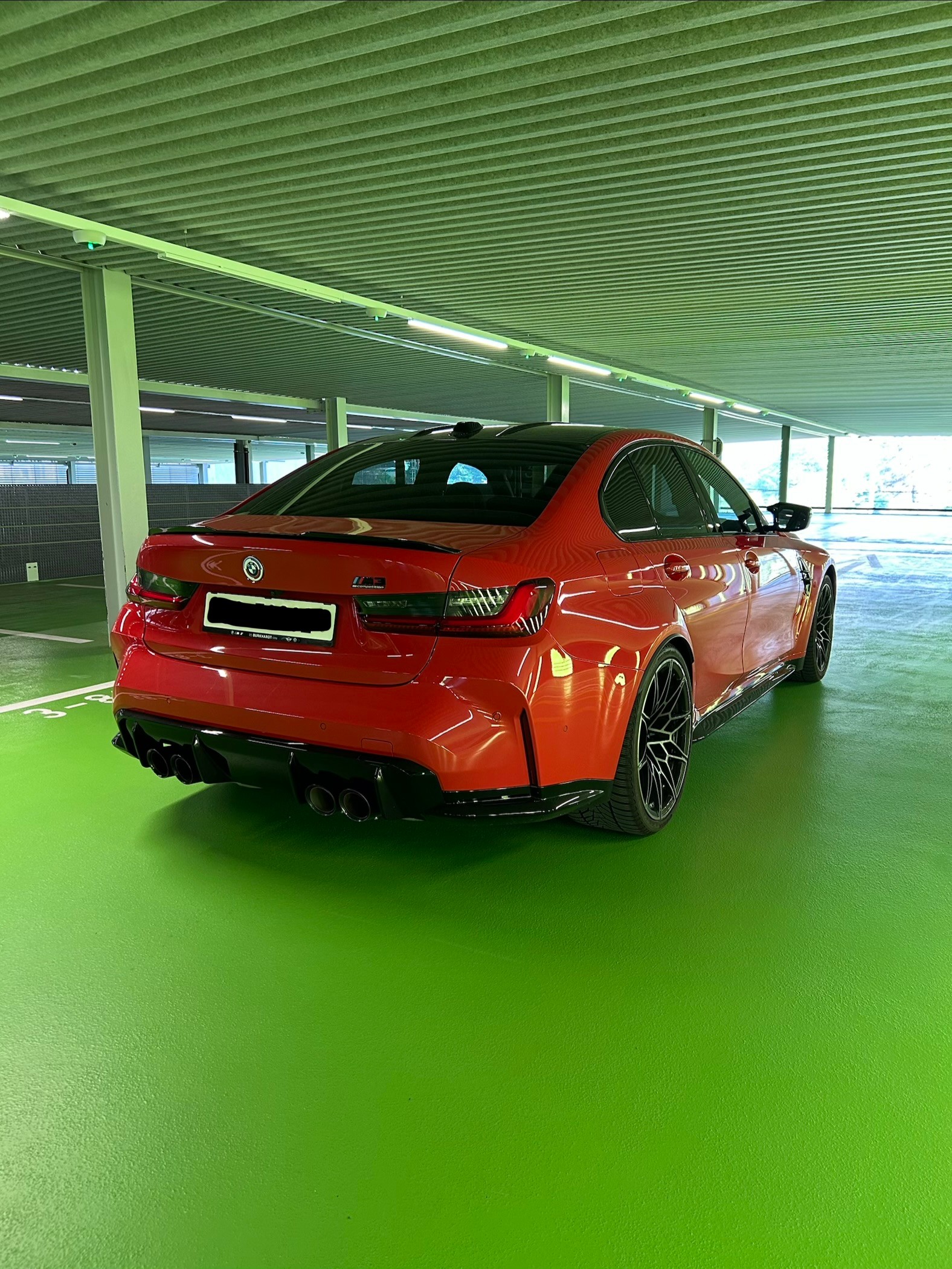BMW M3 Competition xDrive-image-2