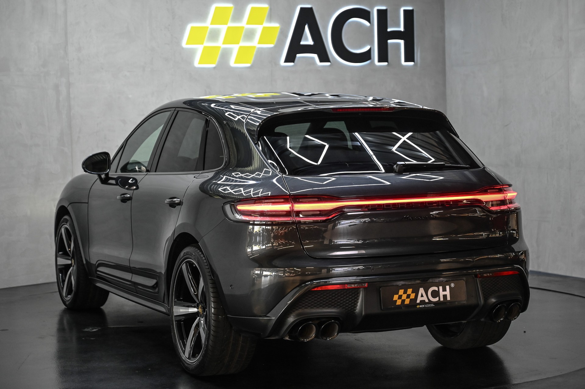 PORSCHE Macan S PDK-image-7