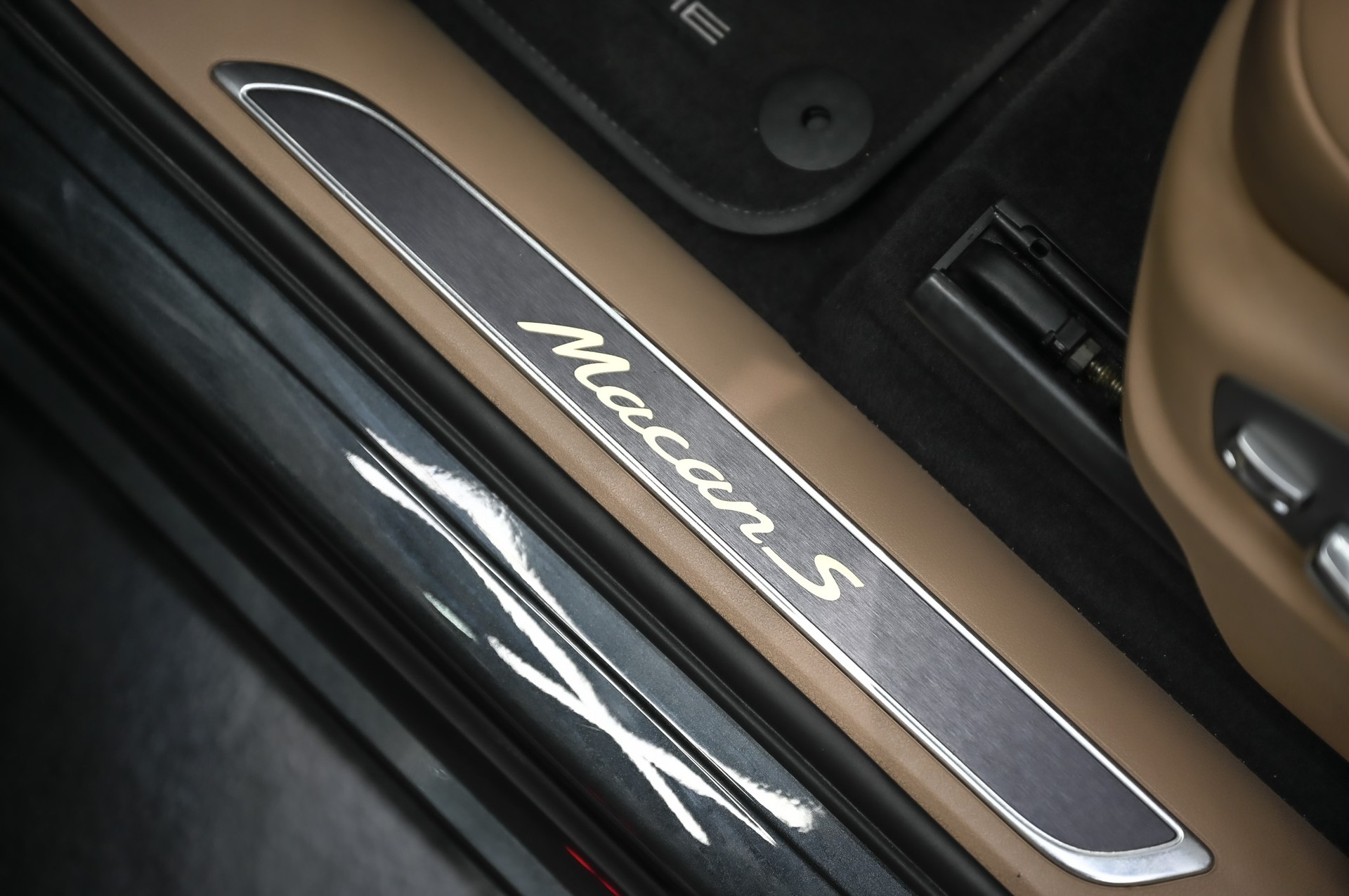 PORSCHE Macan S PDK-image-17