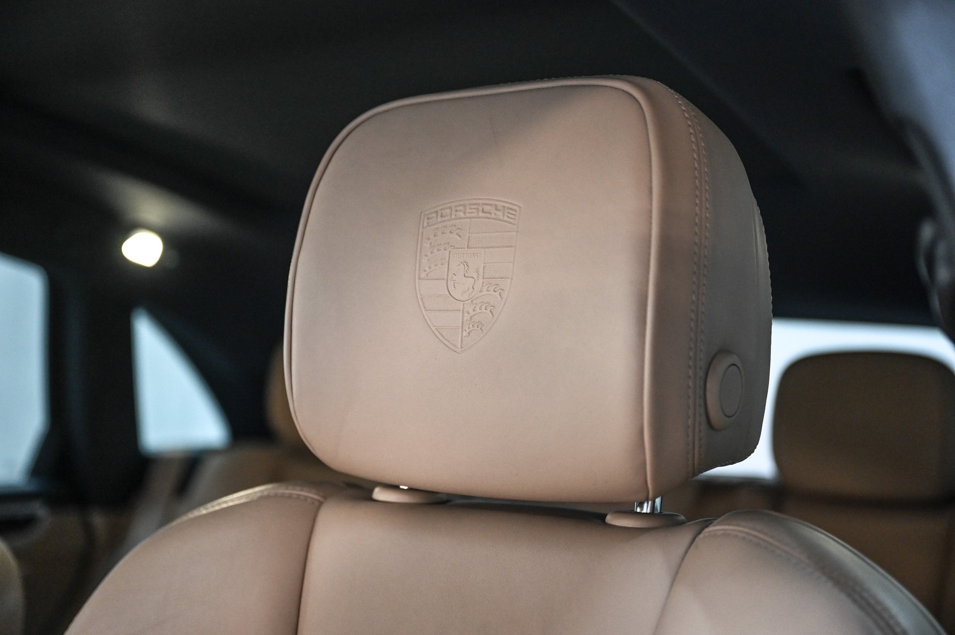 PORSCHE Macan S PDK-image-28