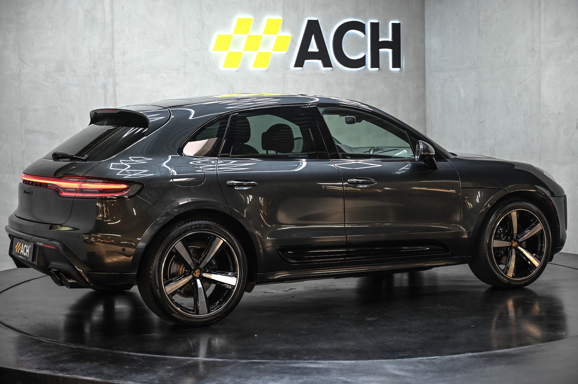 PORSCHE Macan S PDK-image-6