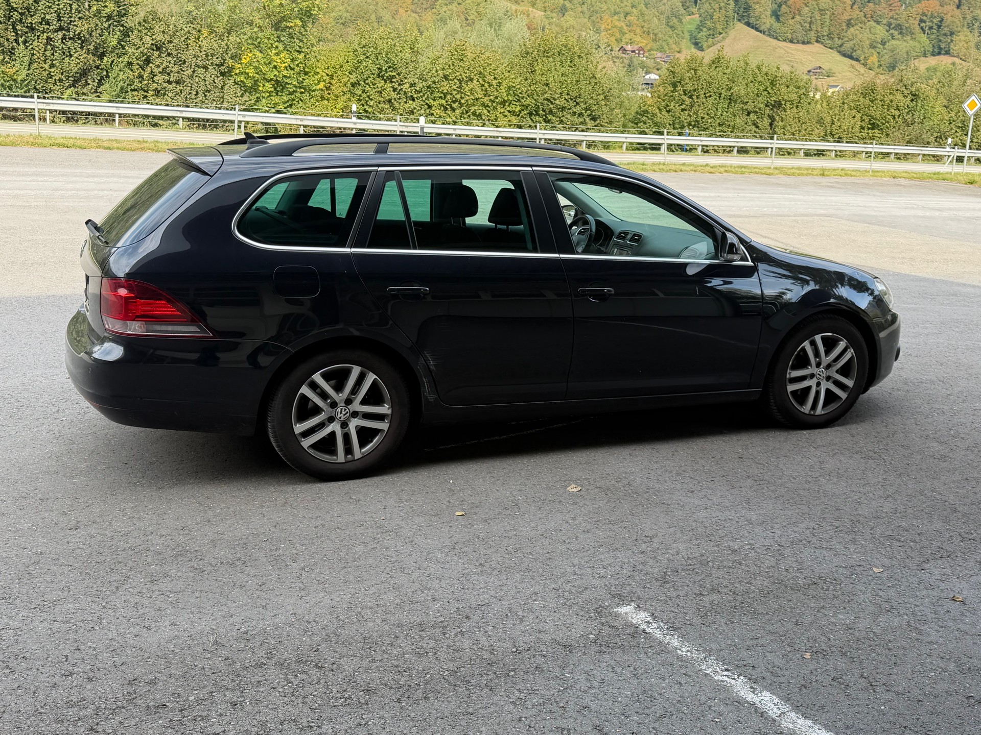 VW Golf Variant 1.4 TSI Comfortline-image-5
