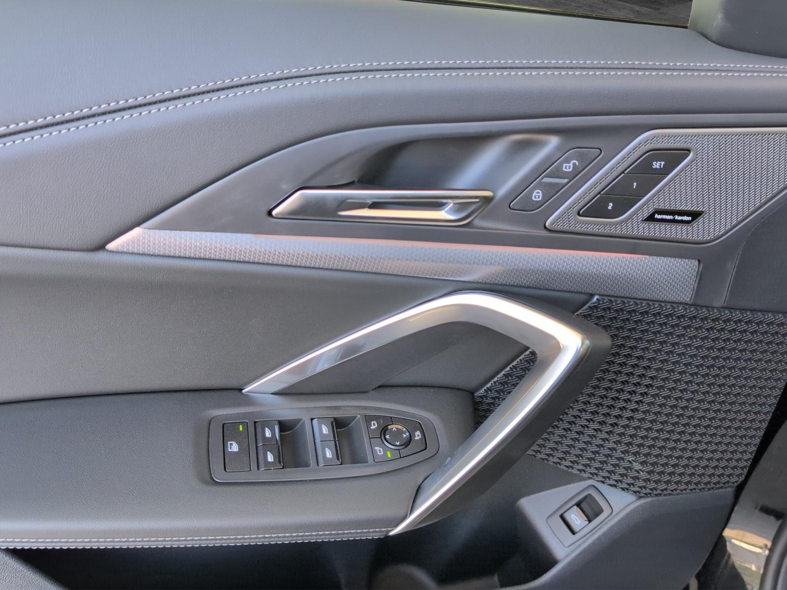 BMW X1 U11 20d xDrive paddles-image-10