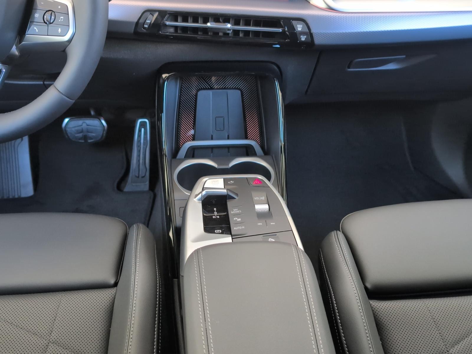 BMW X1 U11 20d xDrive paddles-image-19