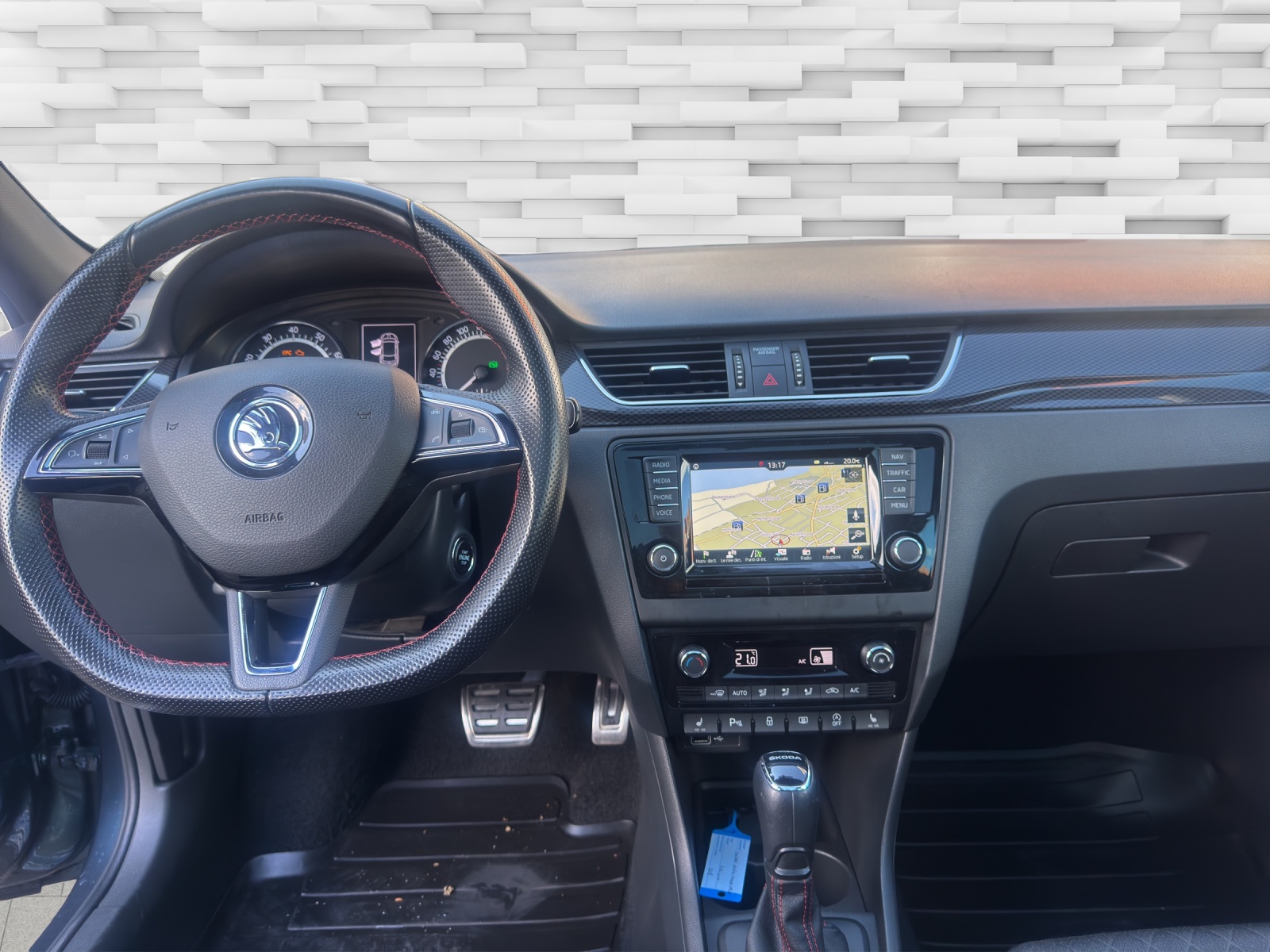 SKODA Rapid Spaceback 1.4 TSI Monte Carlo DSG-image-11