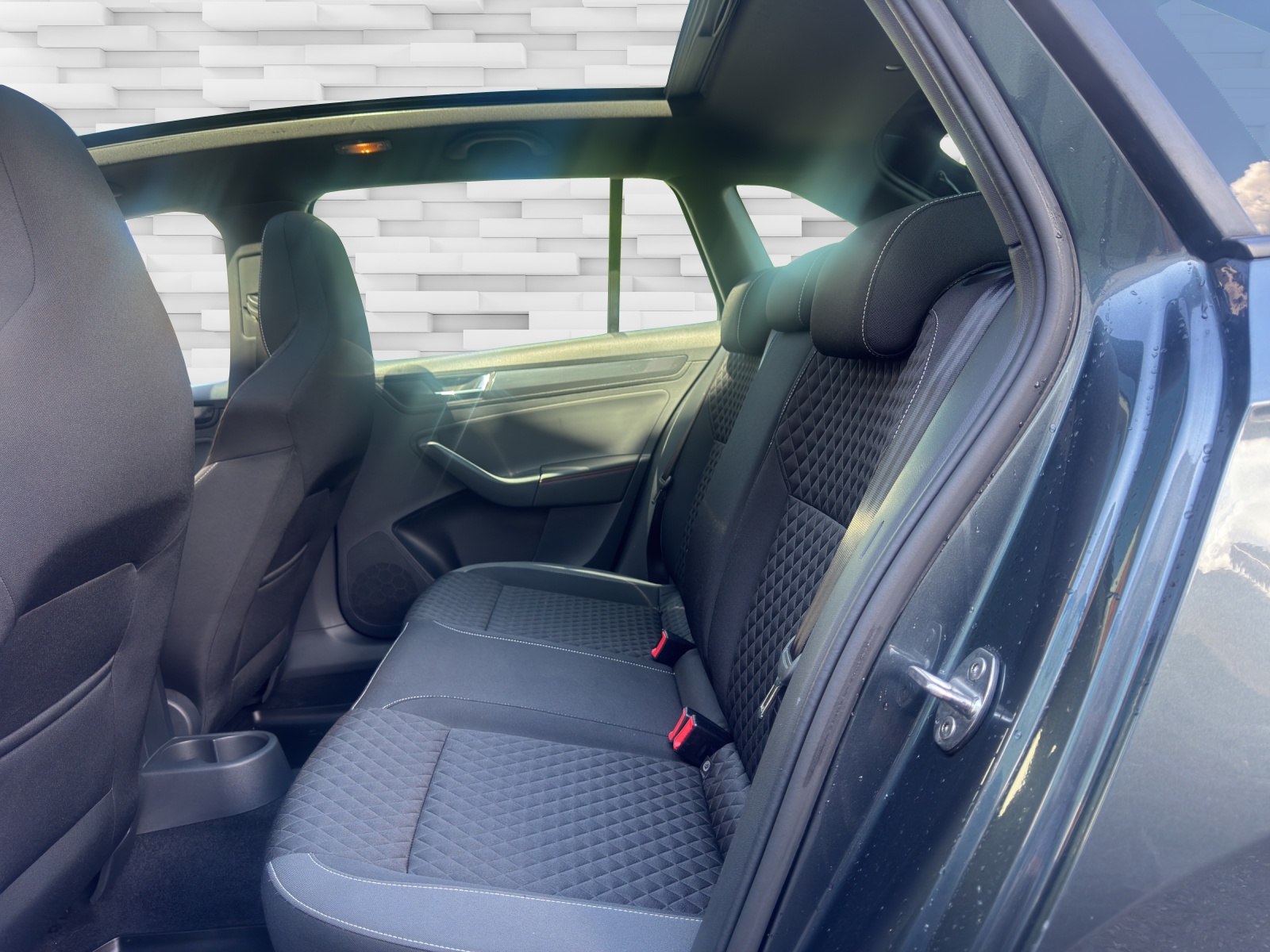 SKODA Rapid Spaceback 1.4 TSI Monte Carlo DSG-image-10