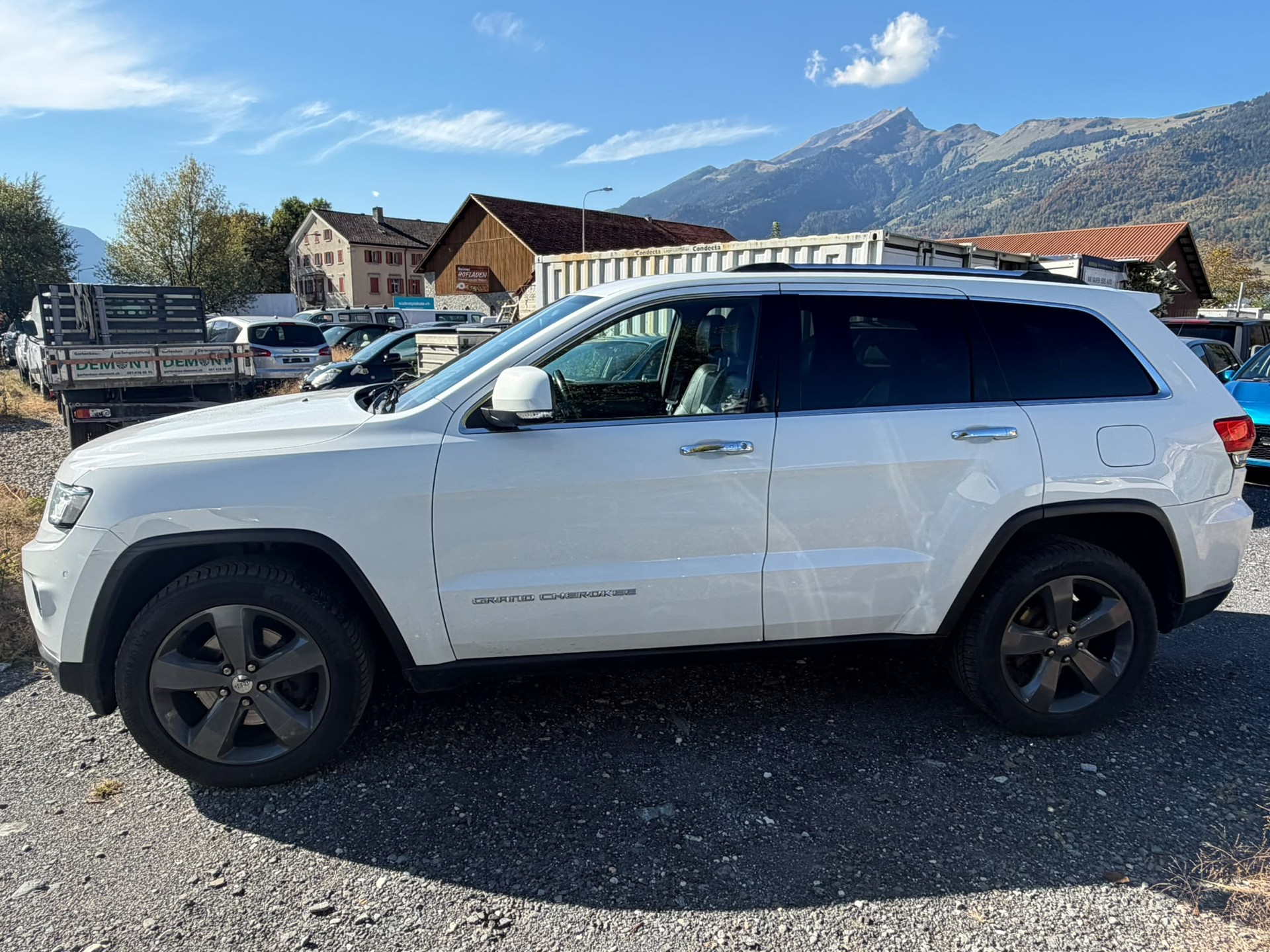 JEEP Grand Cherokee 3.0 CRD Automatic-image-2