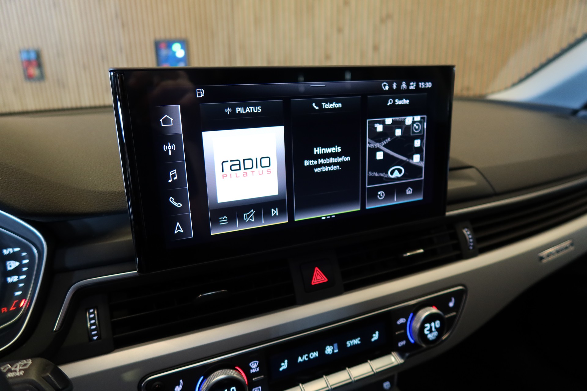 AUDI A4 Avant 2.0 45 TFSI S Line quattro S-Tronic-image-14