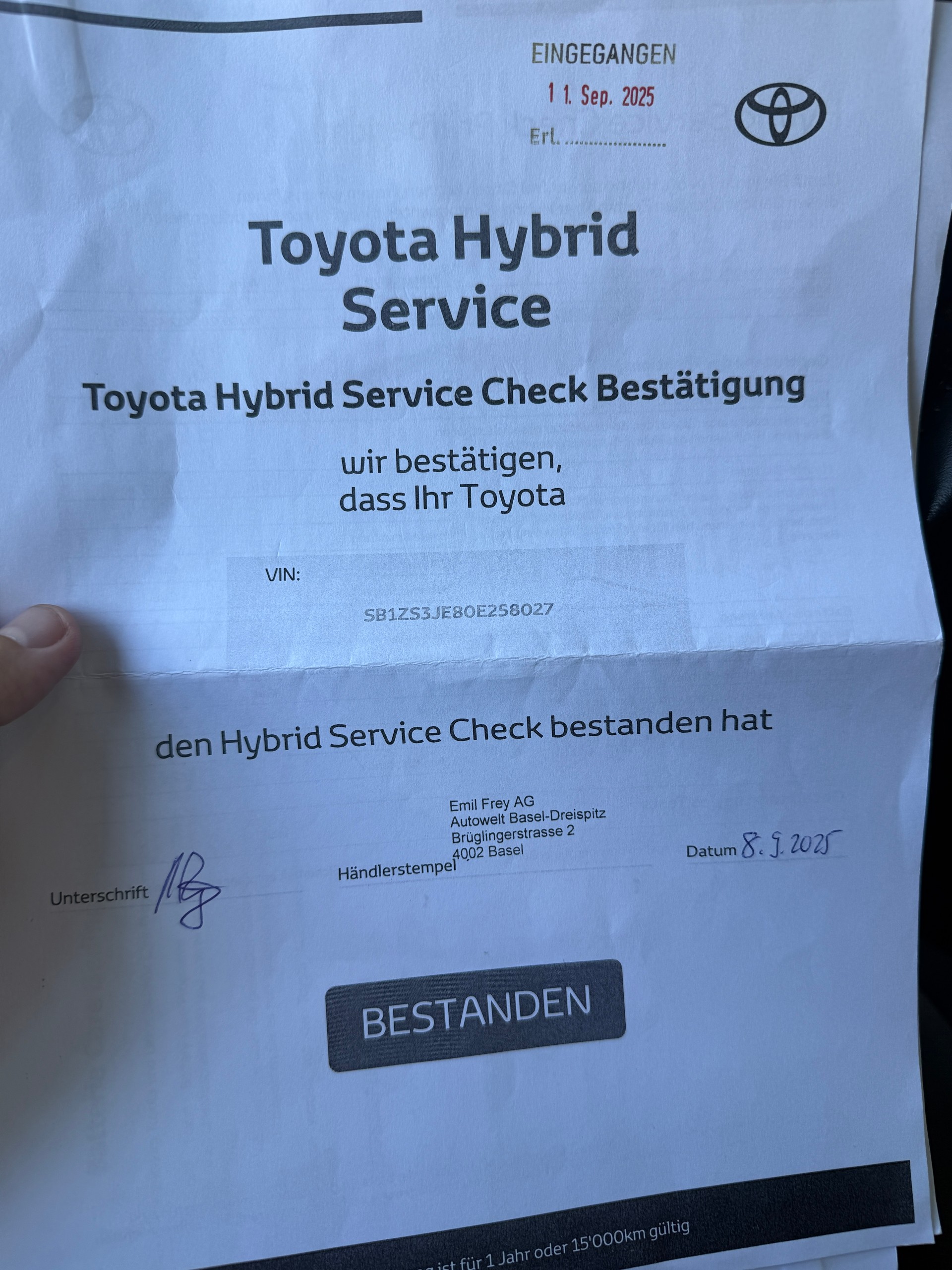 TOYOTA Auris Touring Sports 1.8 HSD Trend e-CVT-image-7