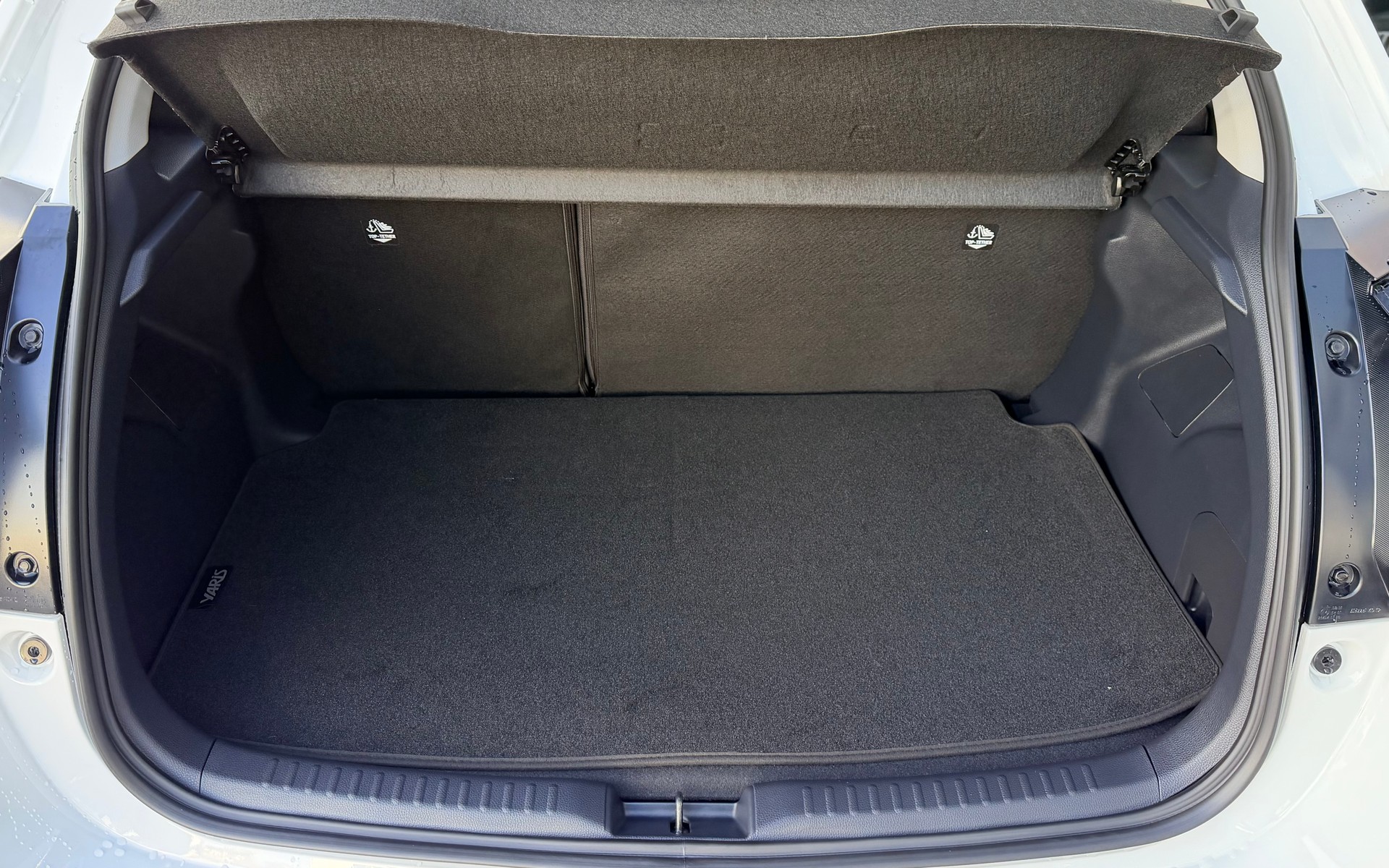 TOYOTA Yaris 1.5 Trend e-CVT-image-8