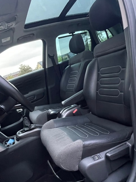 CITROEN C3 Aircross 1.2i PureTech Shine-image-15