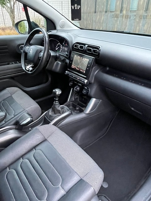 CITROEN C3 Aircross 1.2i PureTech Shine-image-22