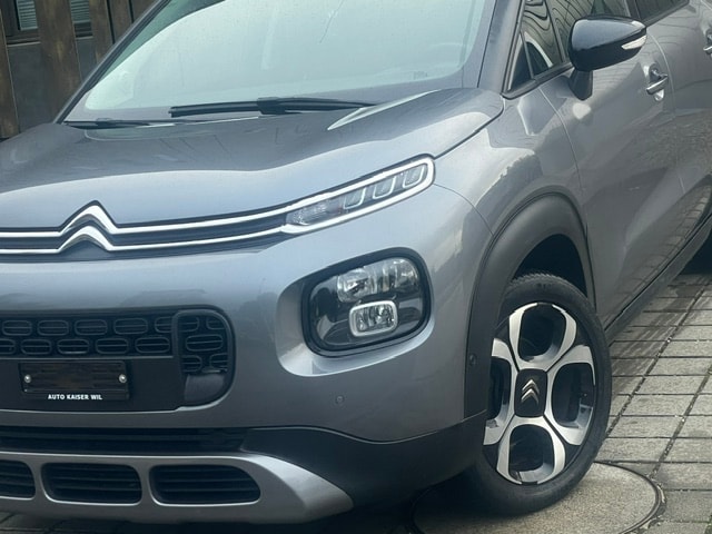CITROEN C3 Aircross 1.2i PureTech Shine-image-2