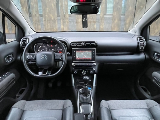 CITROEN C3 Aircross 1.2i PureTech Shine-image-16