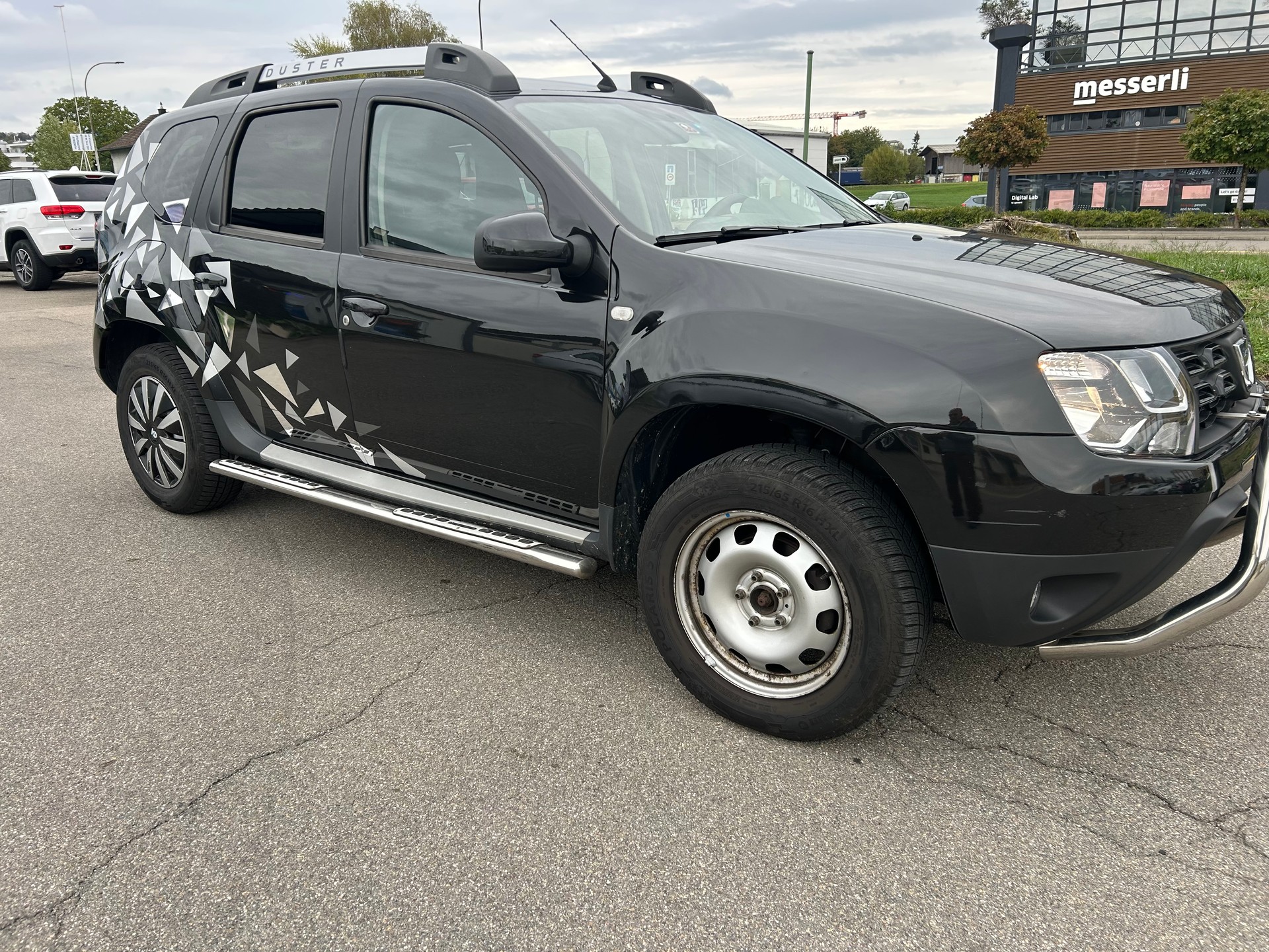 DACIA Duster 1.2 T Urban Explorer 4x4-image-5