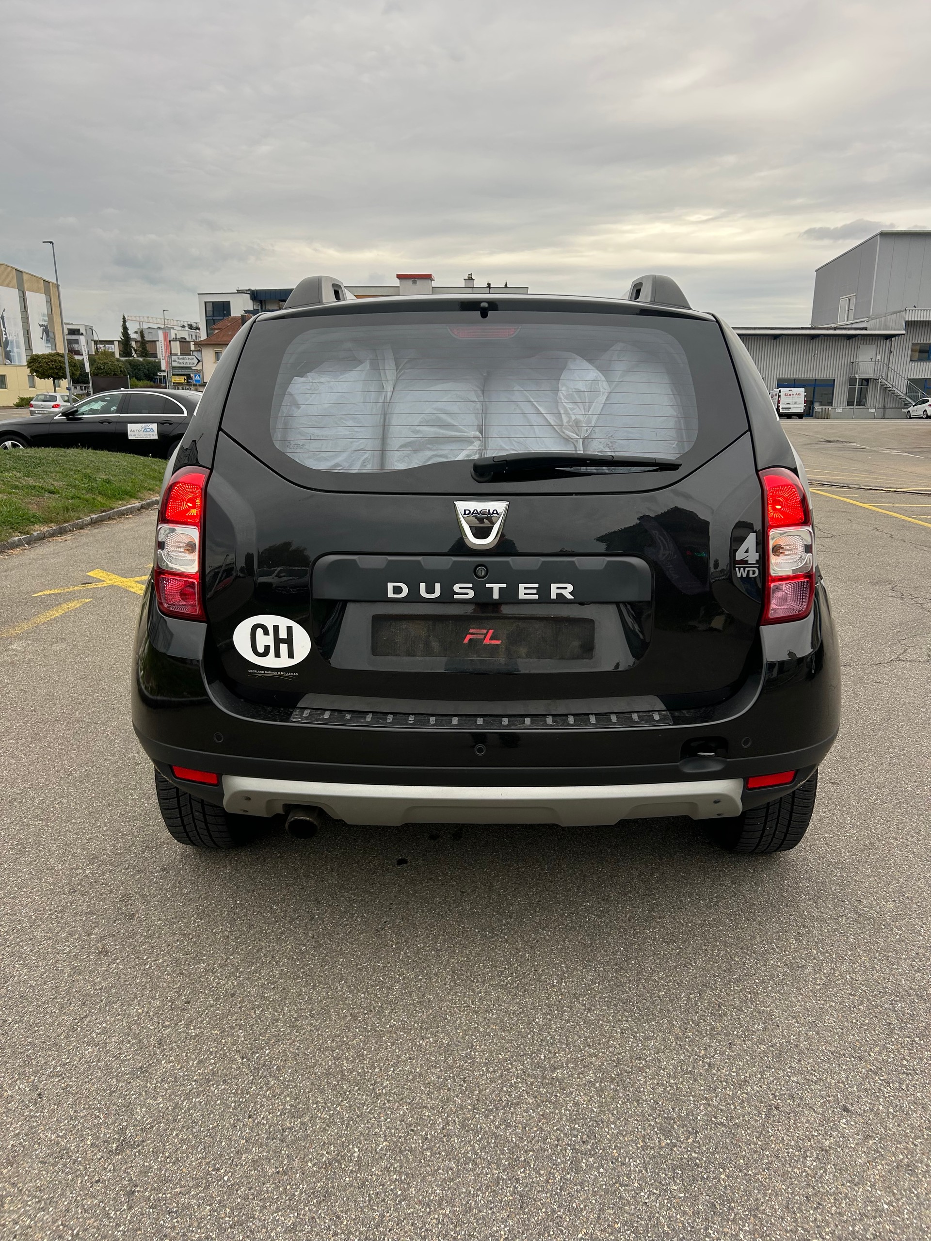 DACIA Duster 1.2 T Urban Explorer 4x4-image-19