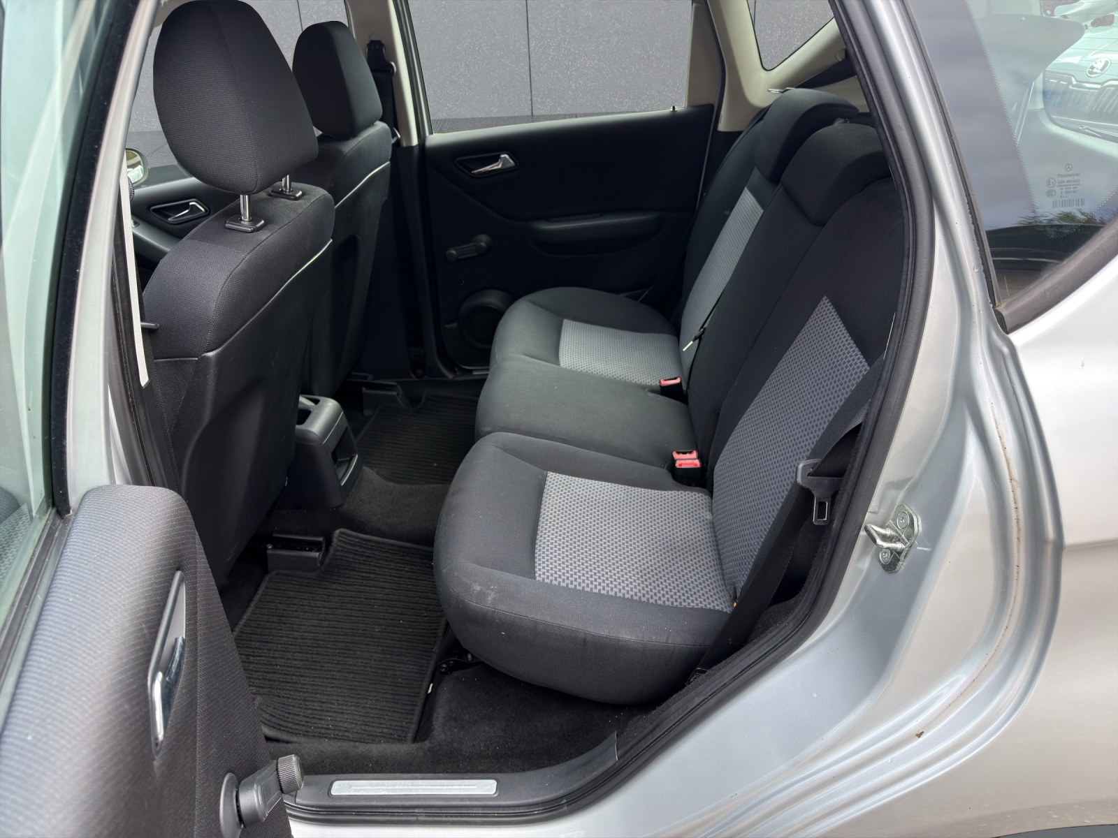 MERCEDES-BENZ A170-image-9