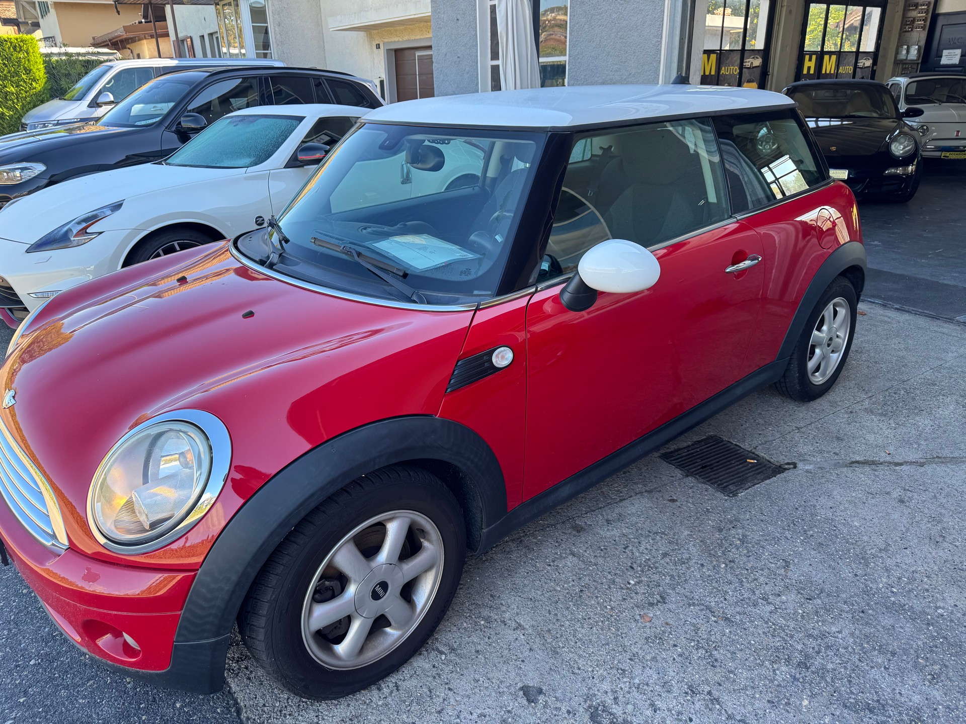 MINI Cooper-image-3