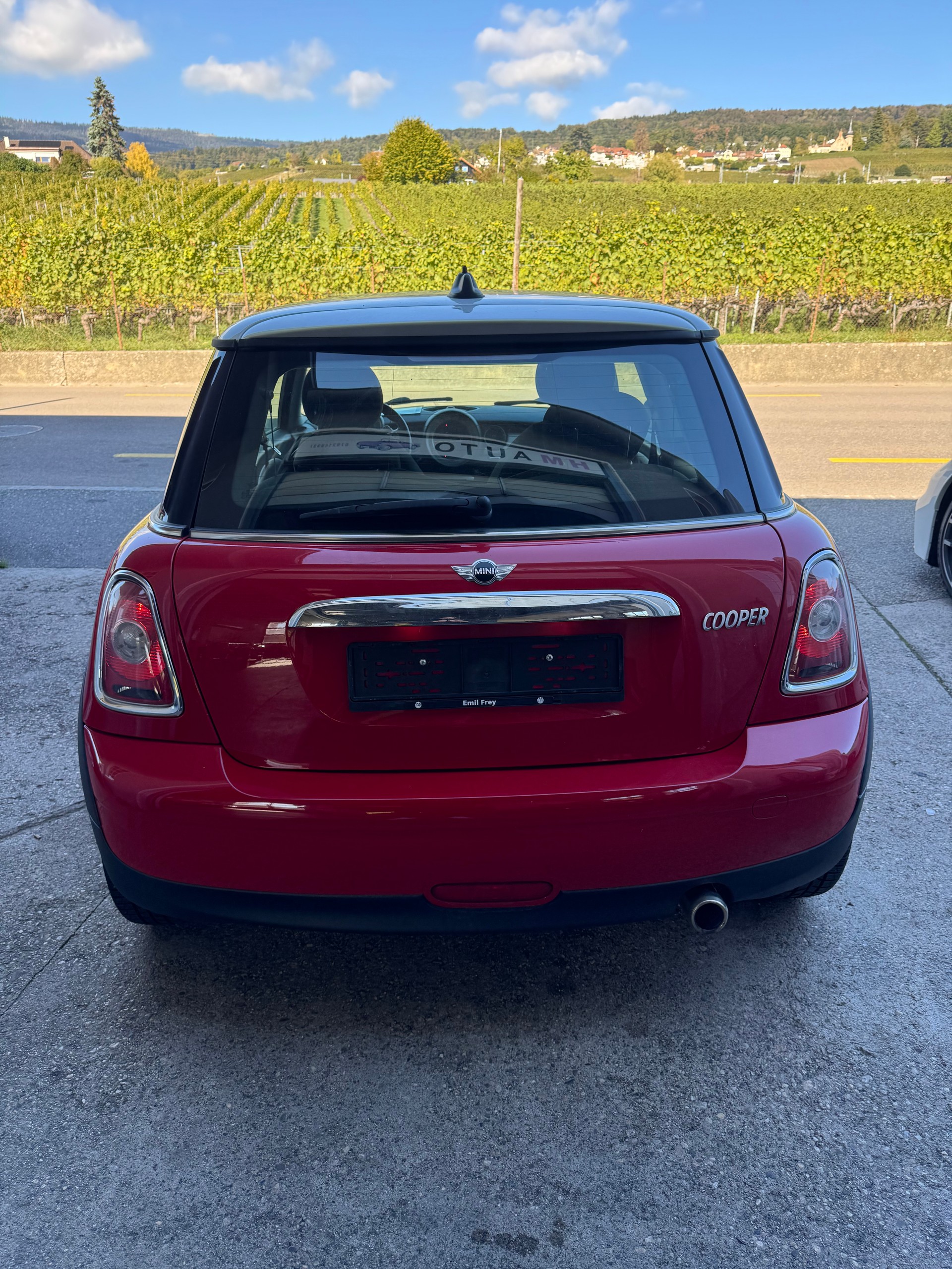 MINI Cooper-image-1
