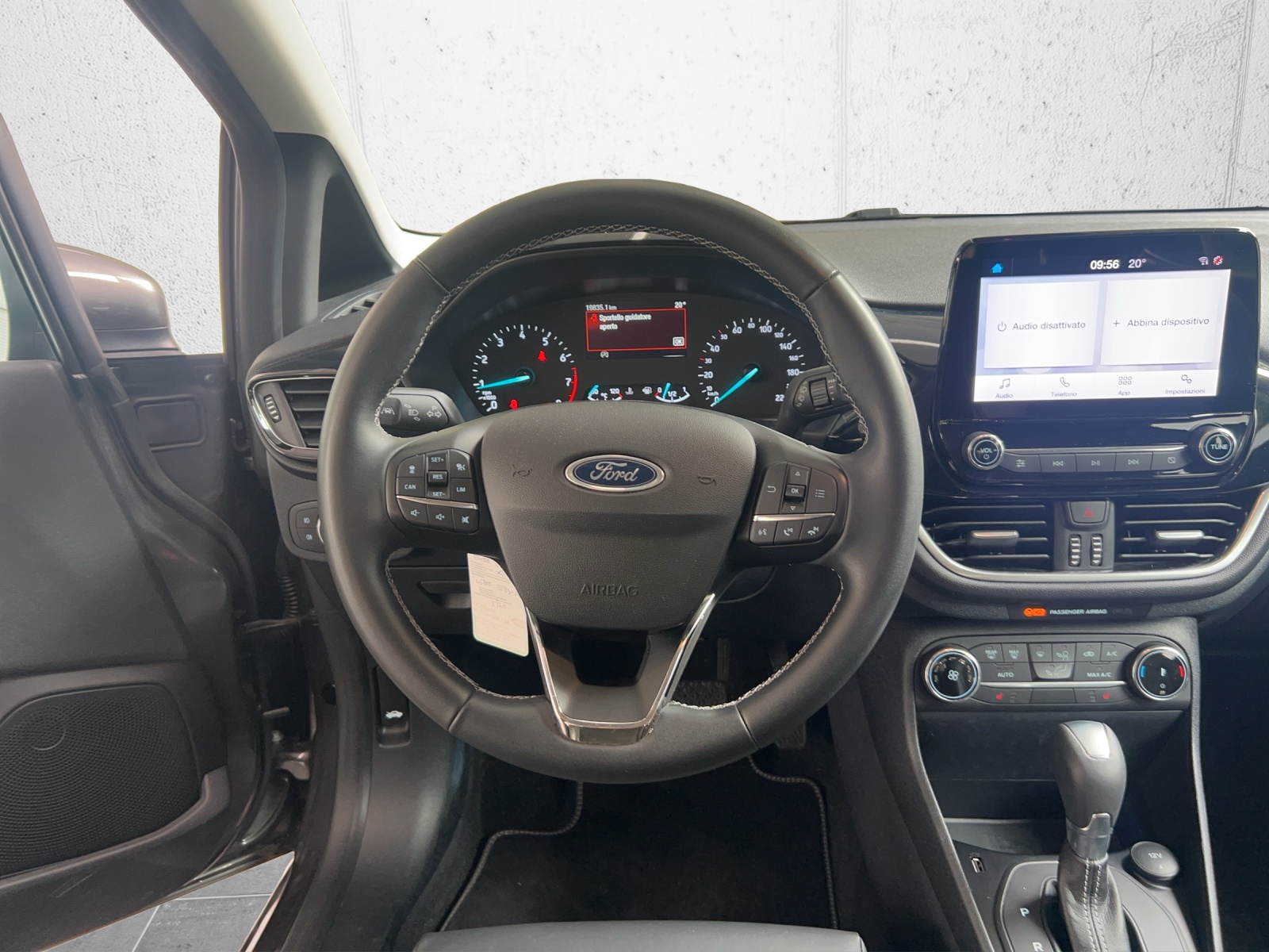 FORD Fiesta 1.0 SCTi MHEV Titanium Automat-image-9