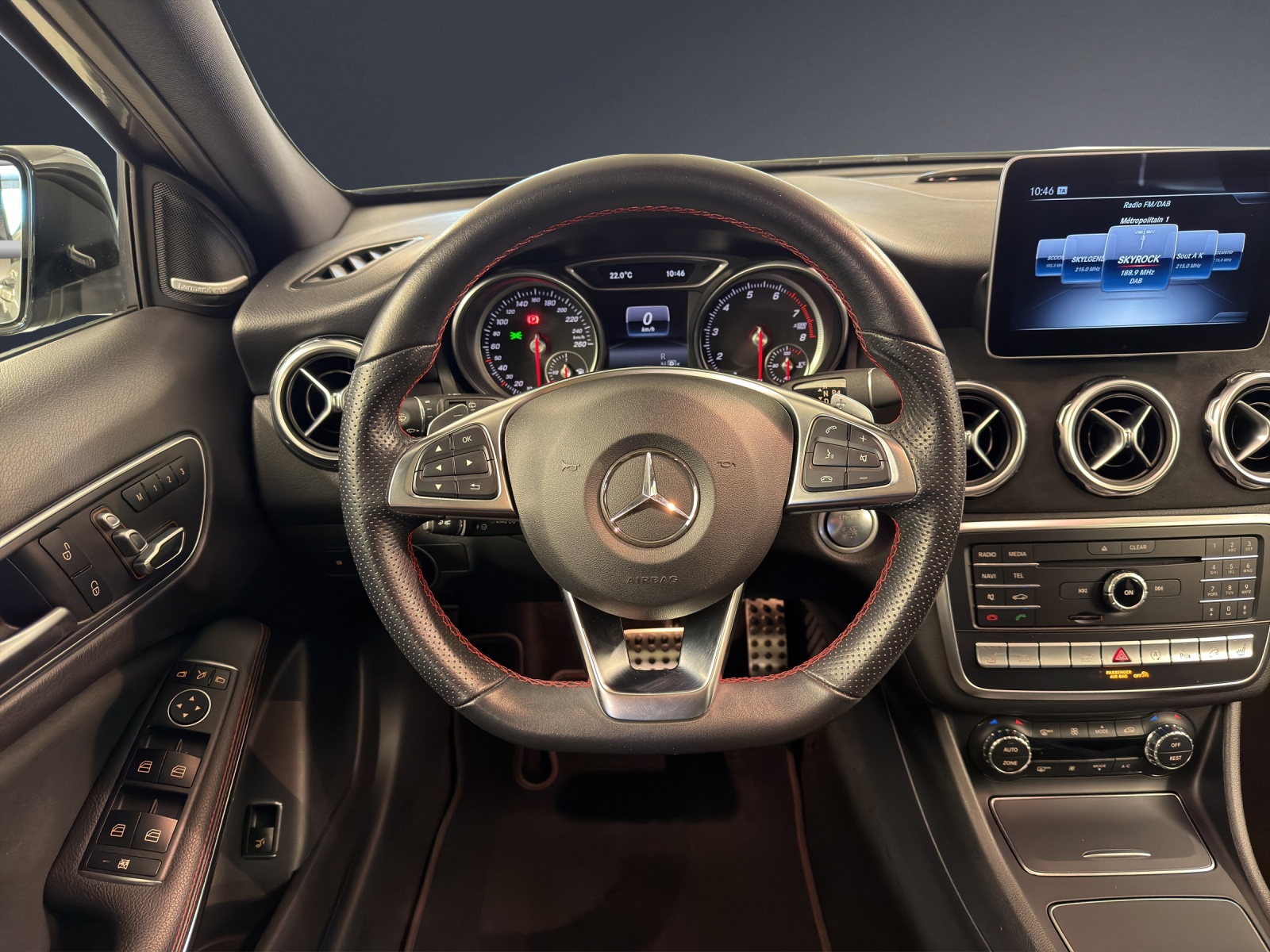 Image MERCEDES-BENZ GLA-220 GLA 220 AMG Line 4Matic