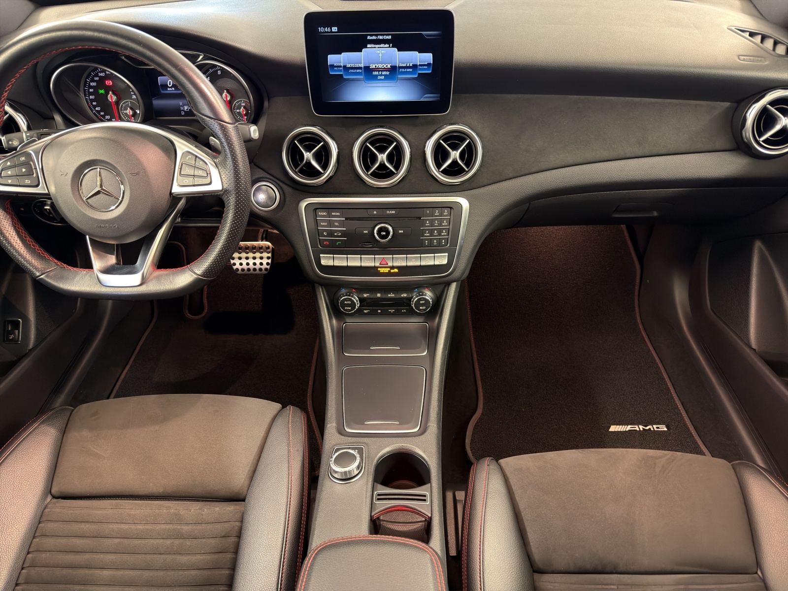 Image MERCEDES-BENZ GLA-220 GLA 220 AMG Line 4Matic