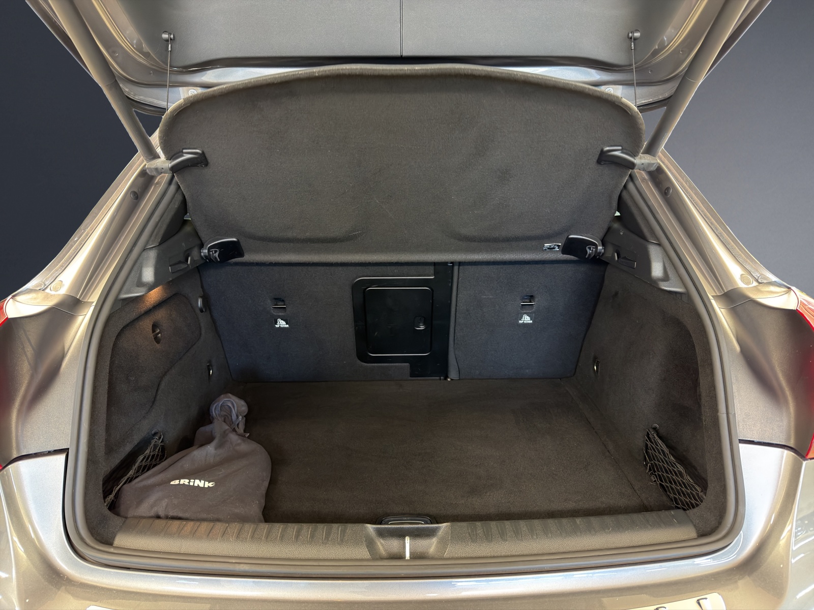 MERCEDES-BENZ GLA 220 AMG Line 4Matic-image-16