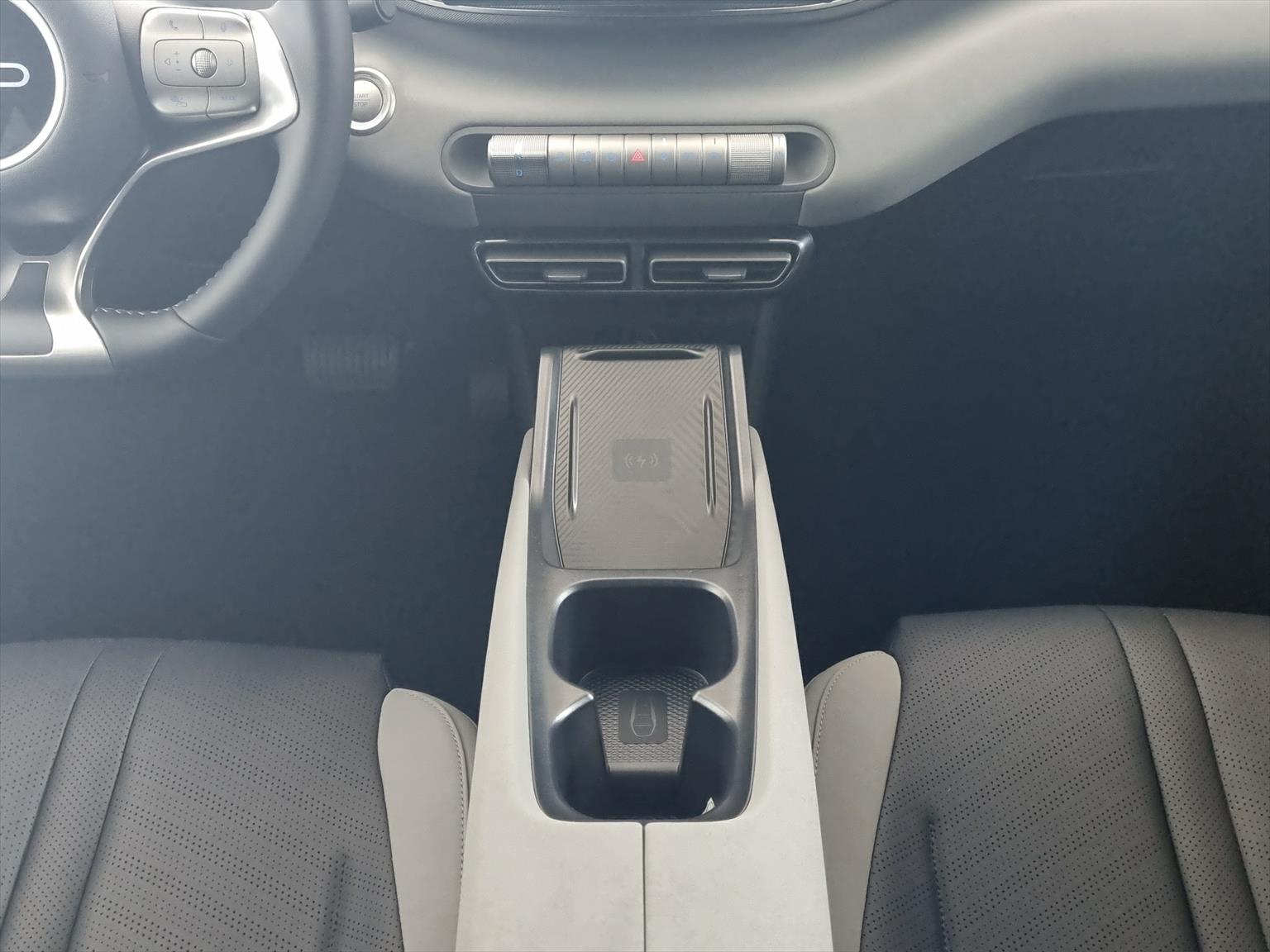 BYD Dolphin Surf 43kWh Comfort-image-9
