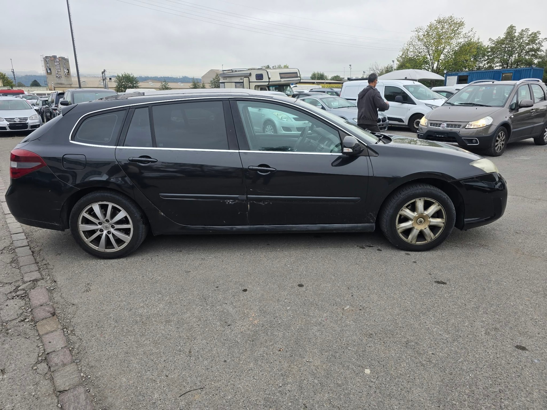 RENAULT Laguna Grandtour 2.0 16V T Expression Automatic-image-4
