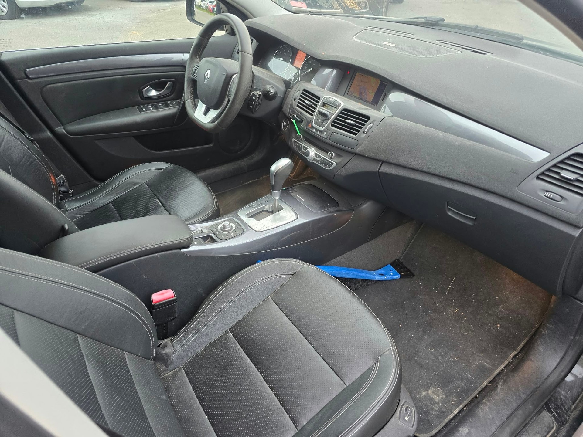 RENAULT Laguna Grandtour 2.0 16V T Expression Automatic-image-7