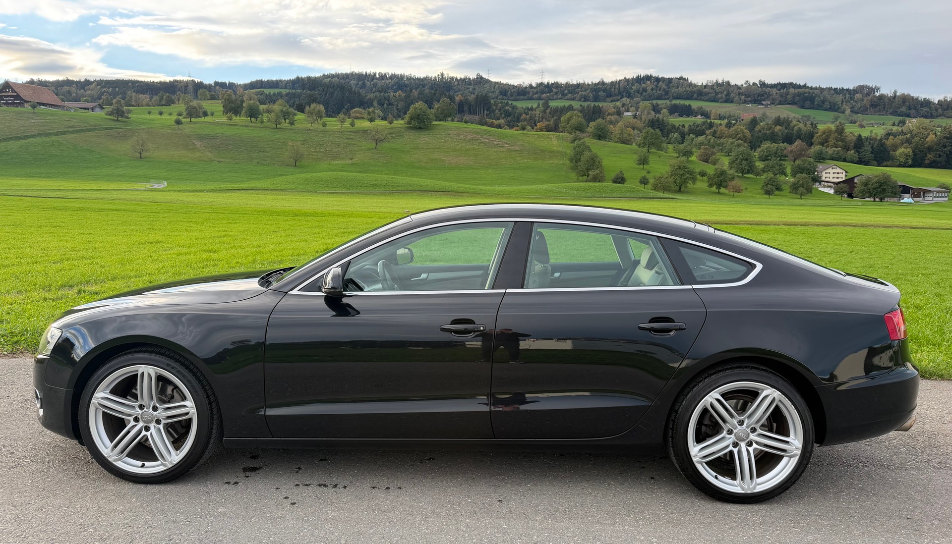 AUDI A5 Sportback 2.0 TFSI quattro S-tronic-image-3