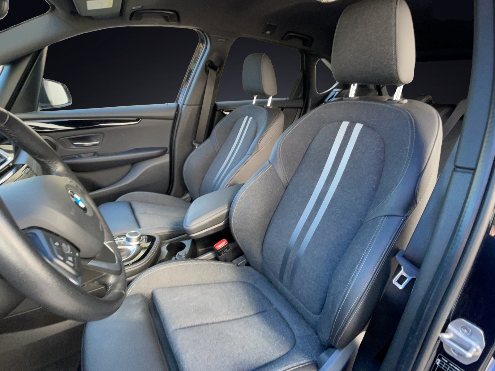 BMW 218i Active Tourer Sport-image-9
