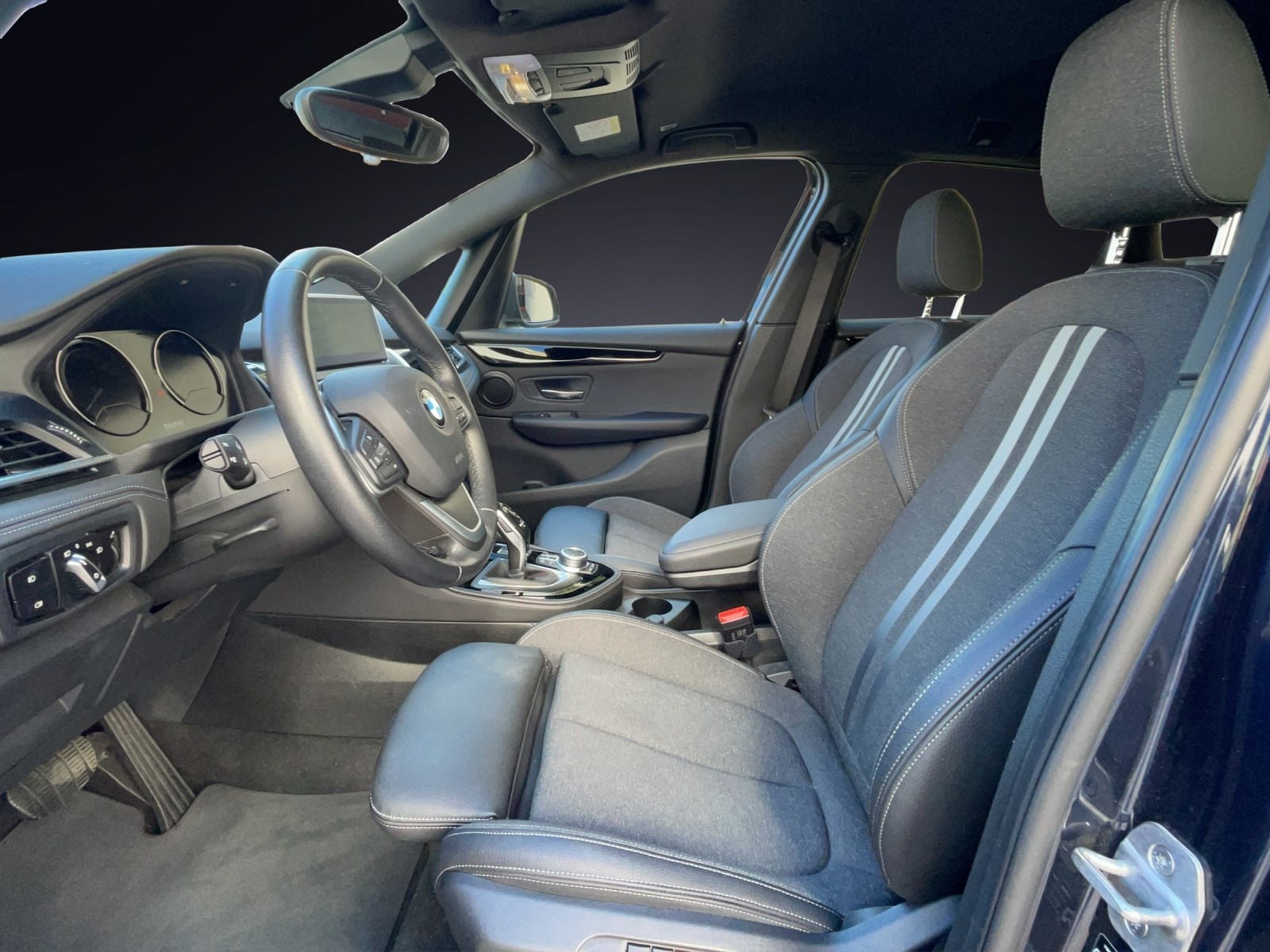 BMW 218i Active Tourer Sport-image-8