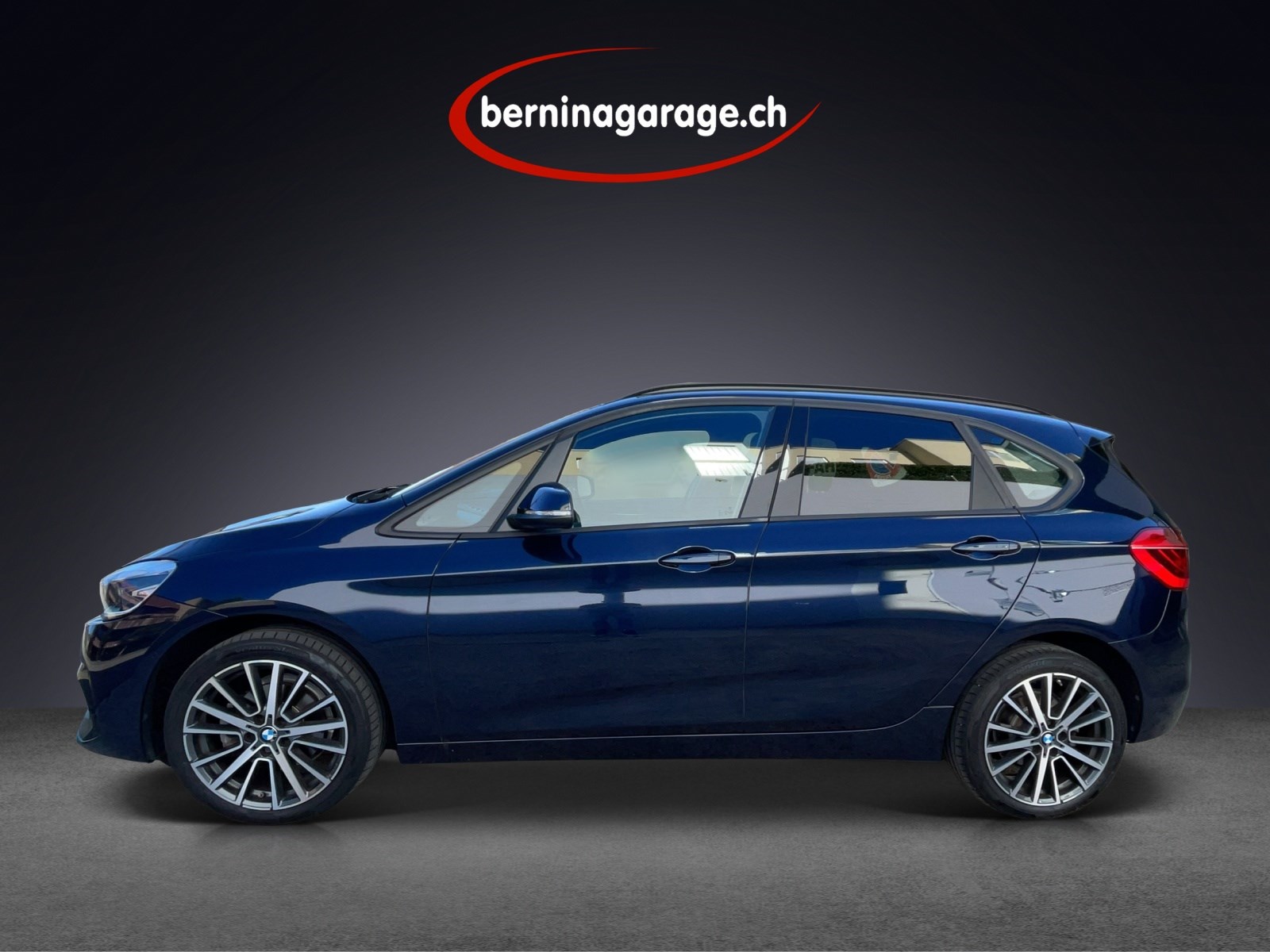 BMW 218i Active Tourer Sport-image-1