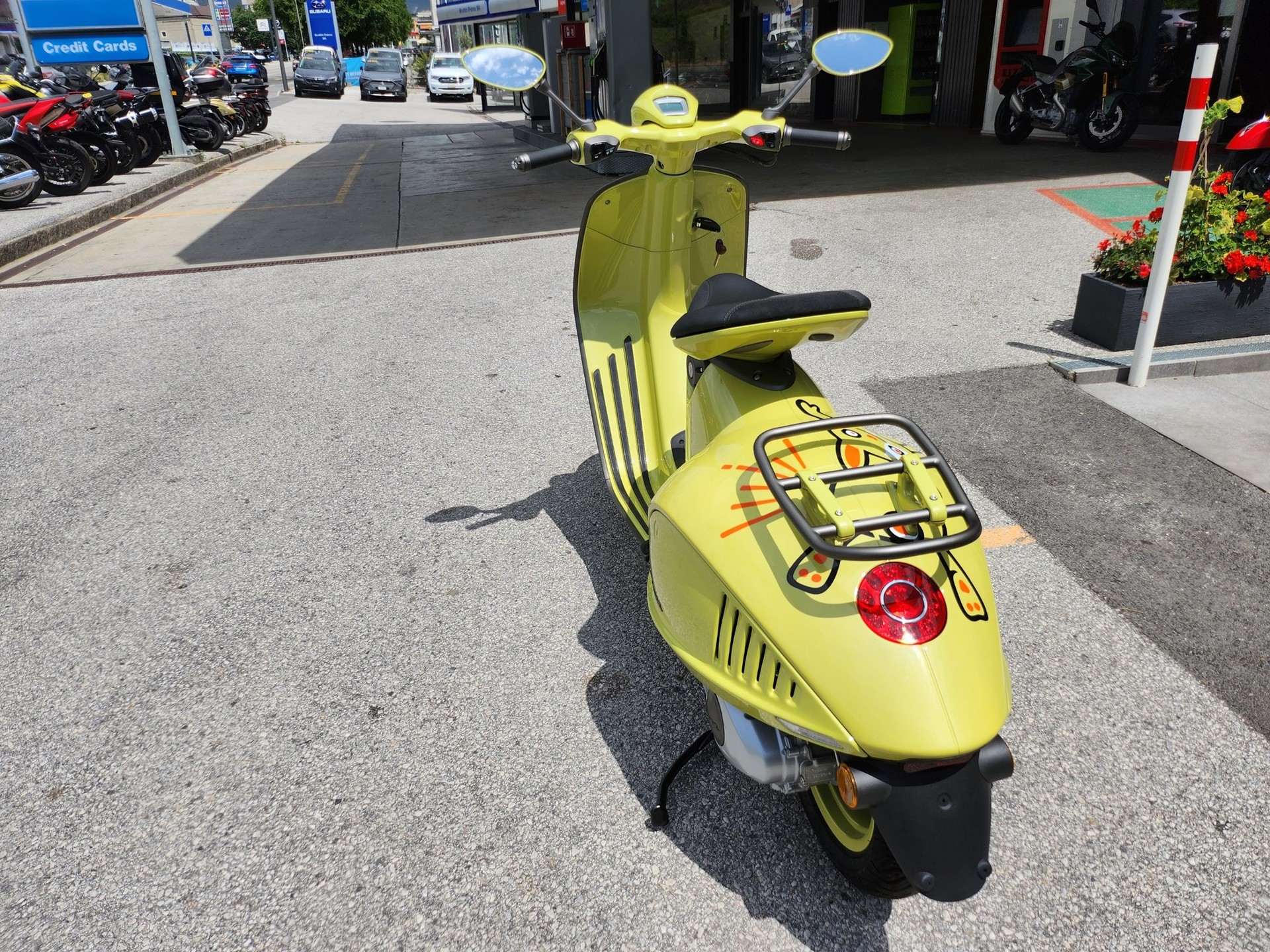 PIAGGIO Vespa 946 125 i.e. ABS Bunny-image-10