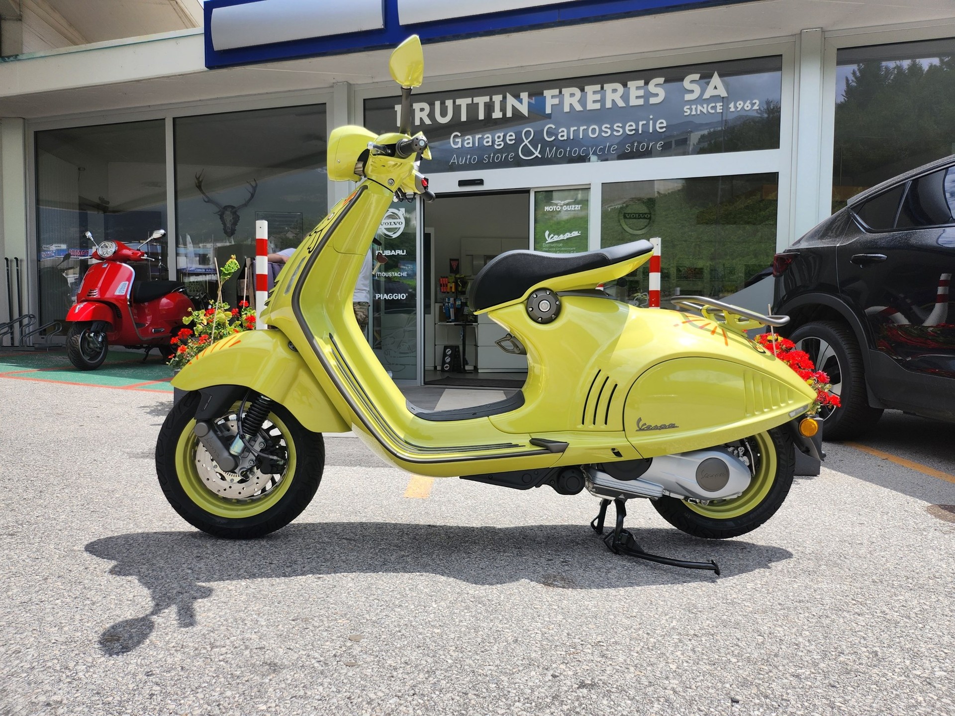 PIAGGIO Vespa 946 125 i.e. ABS Bunny-image-9
