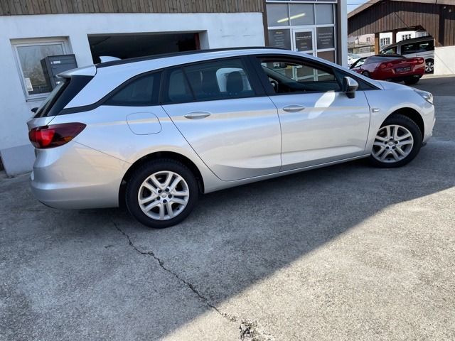 OPEL Astra Sports Tourer 1.6 CDTi ecoF Excellence Autom-image-5