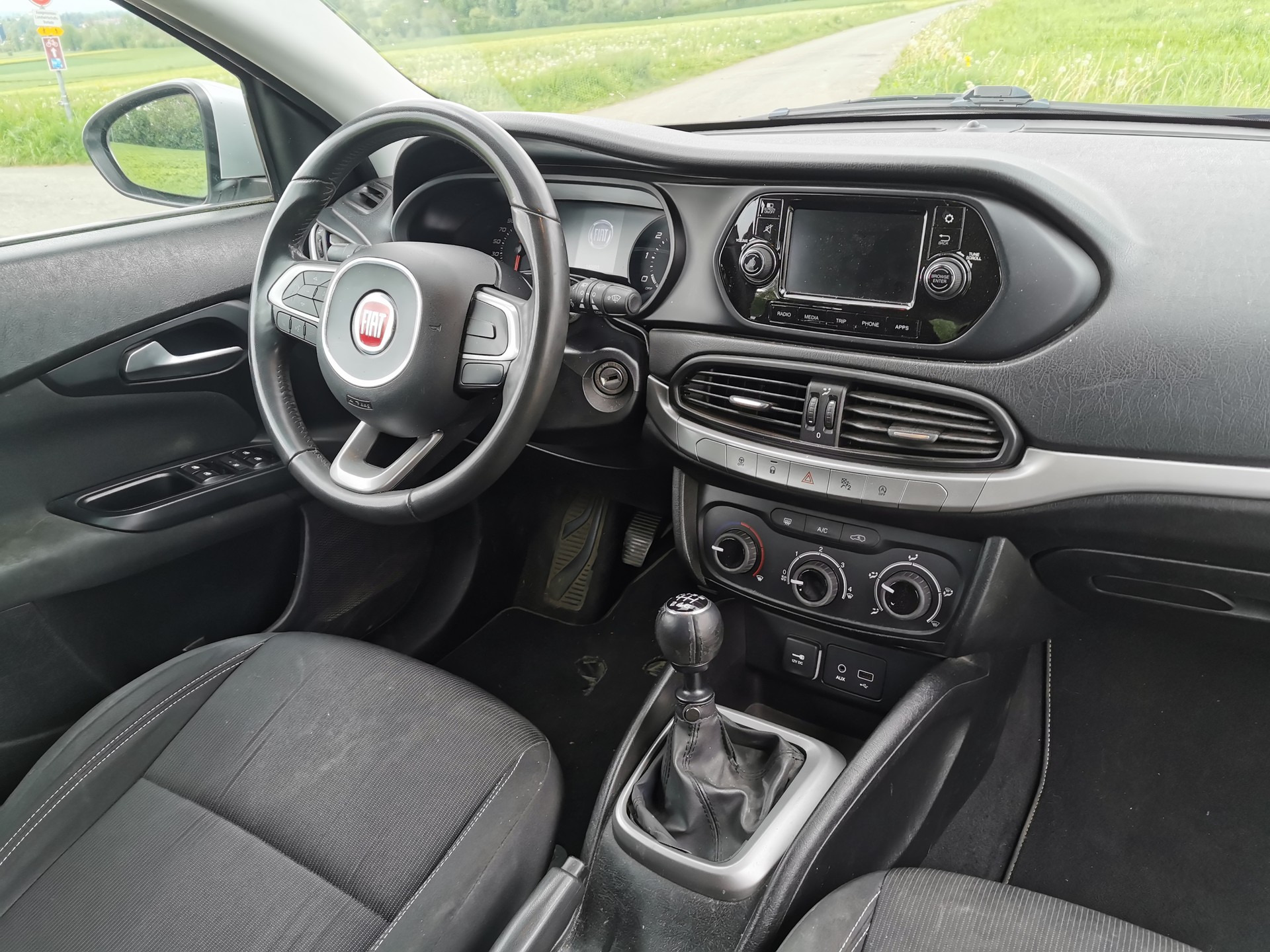 FIAT Tipo 1.6MJ Station Wagon Lounge-image-4