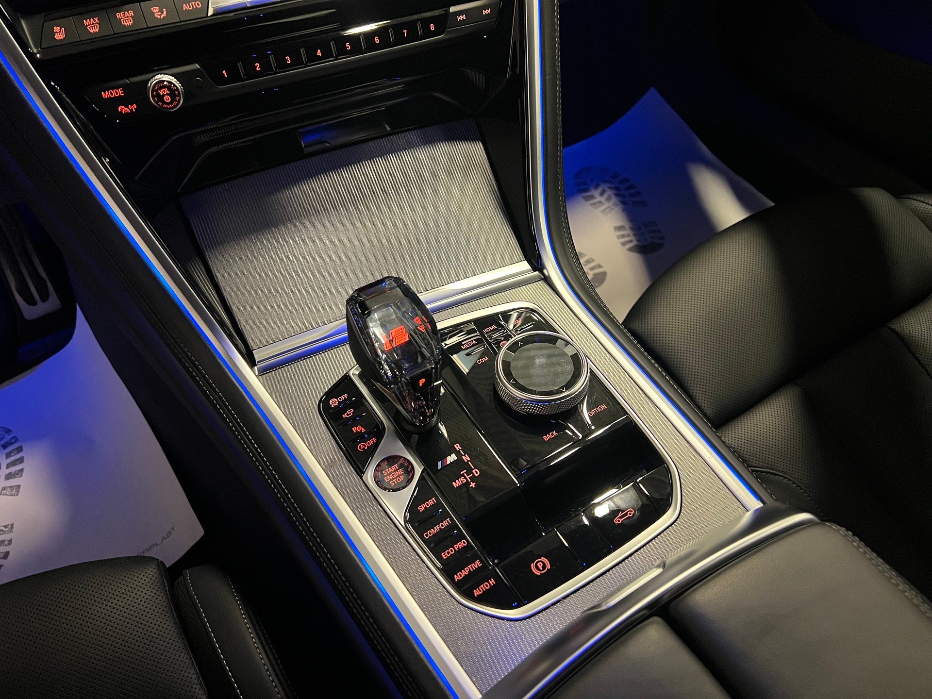 BMW M850i xDrive Steptronic-image-28