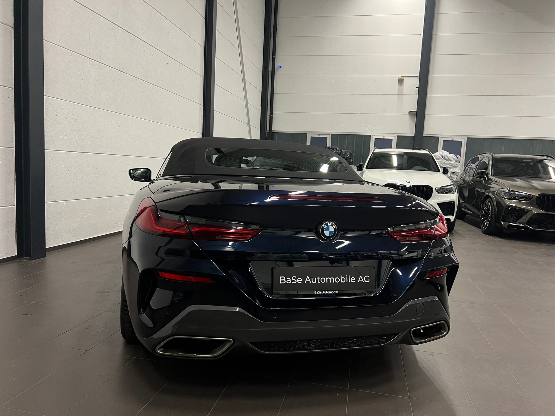 BMW M850i xDrive Steptronic-image-16